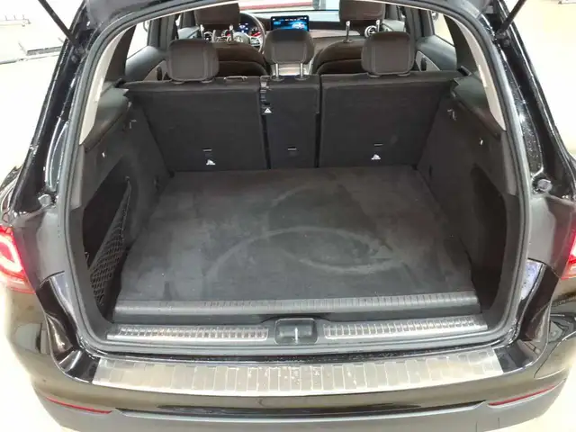Mercedes-Benz GLC view 15