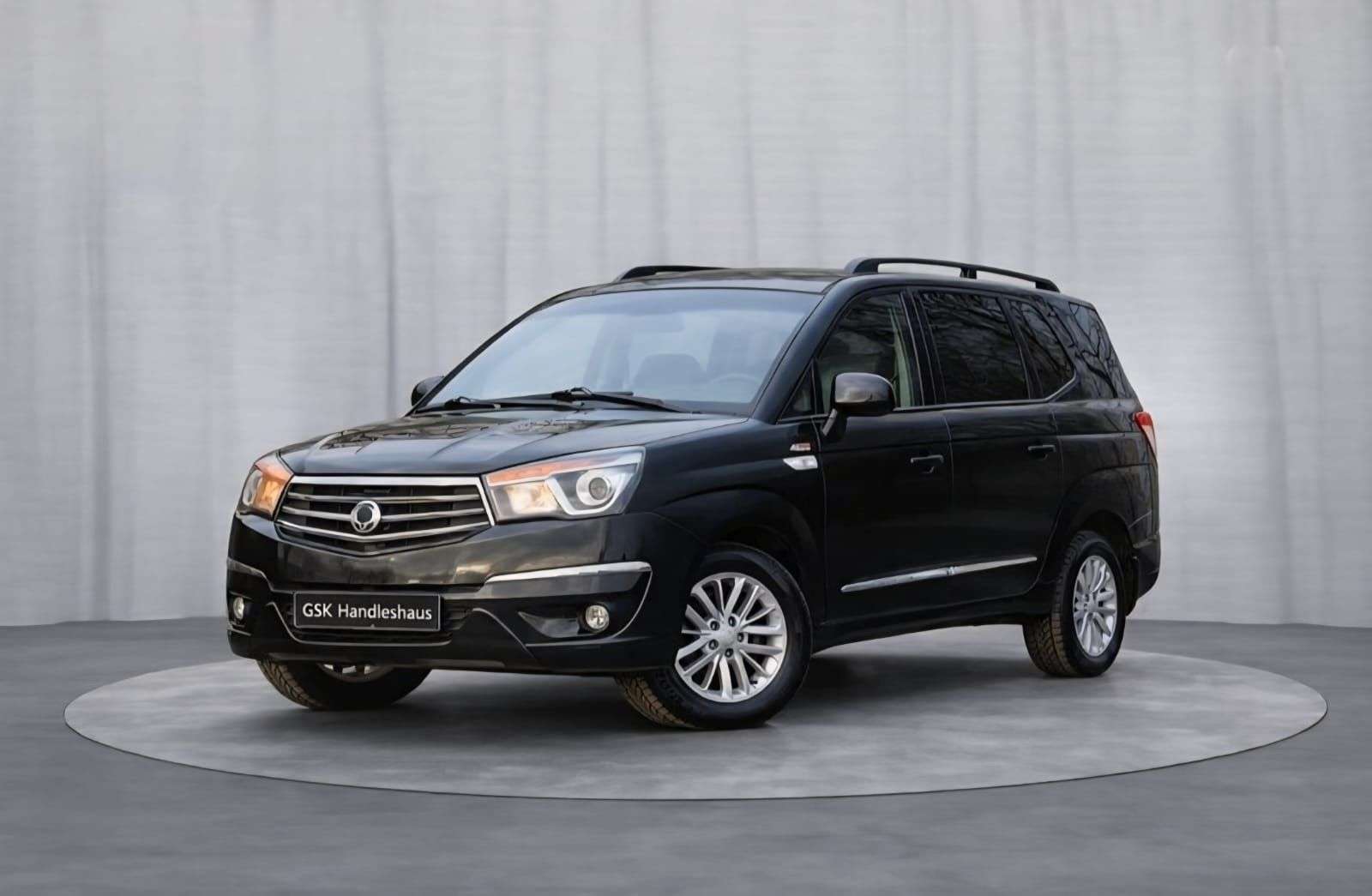 Használt Ssangyong Rodius 2.0