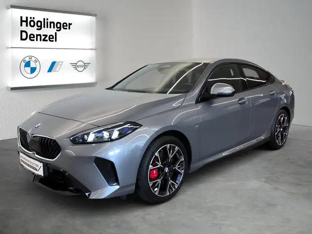 BMW 2 Series view 2