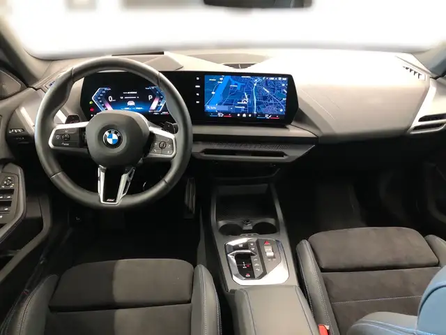 BMW 2 Series view 8
