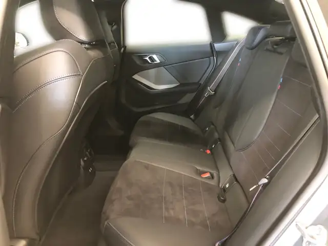 BMW 2 Series view 6