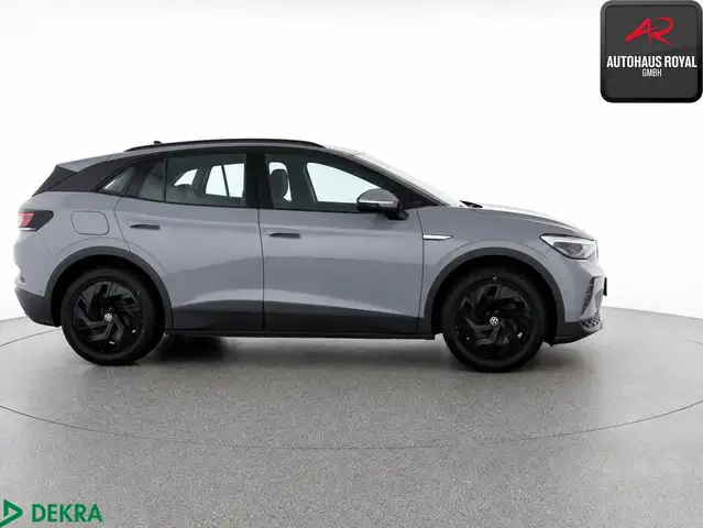 Volkswagen Id.4 view 6