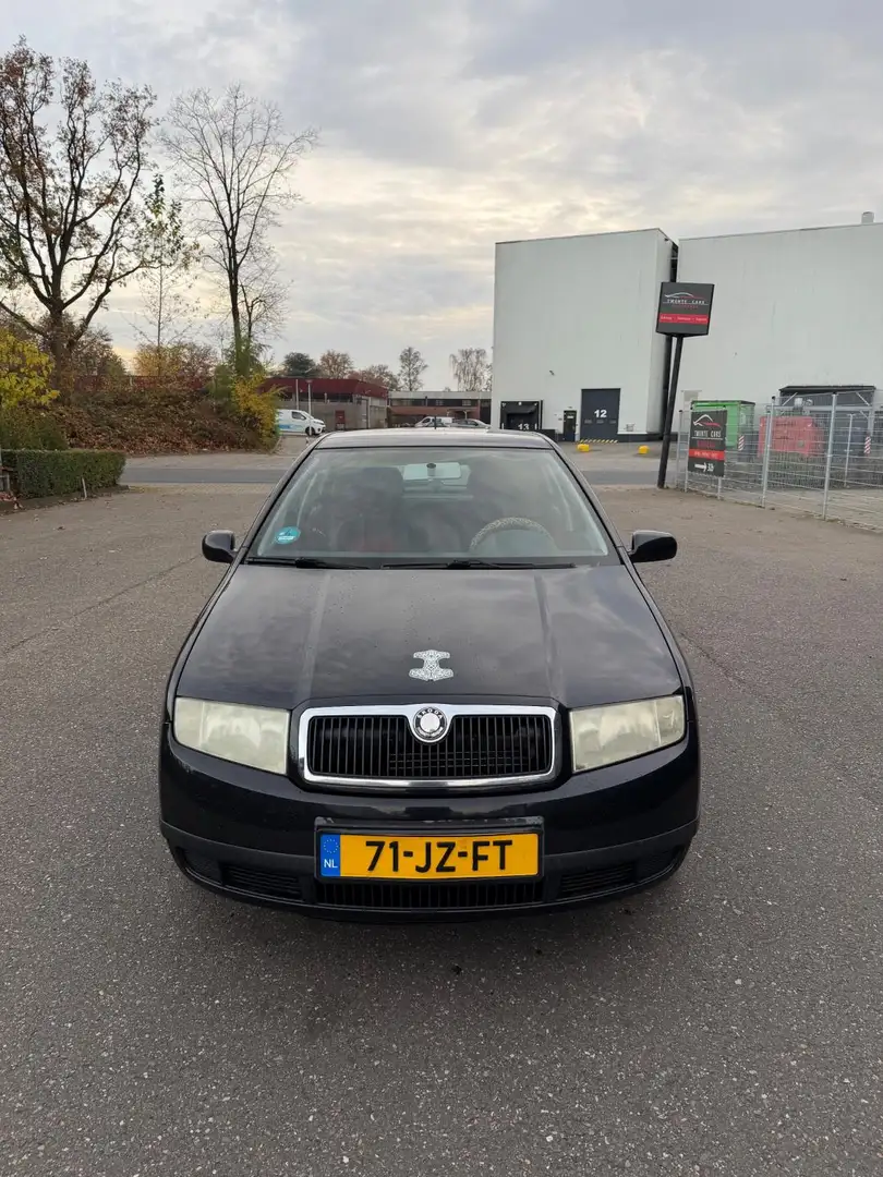 Skoda Fabia 1.4 Comfort | Nieuwe APK | Schokdempers achter lek Schwarz - 2