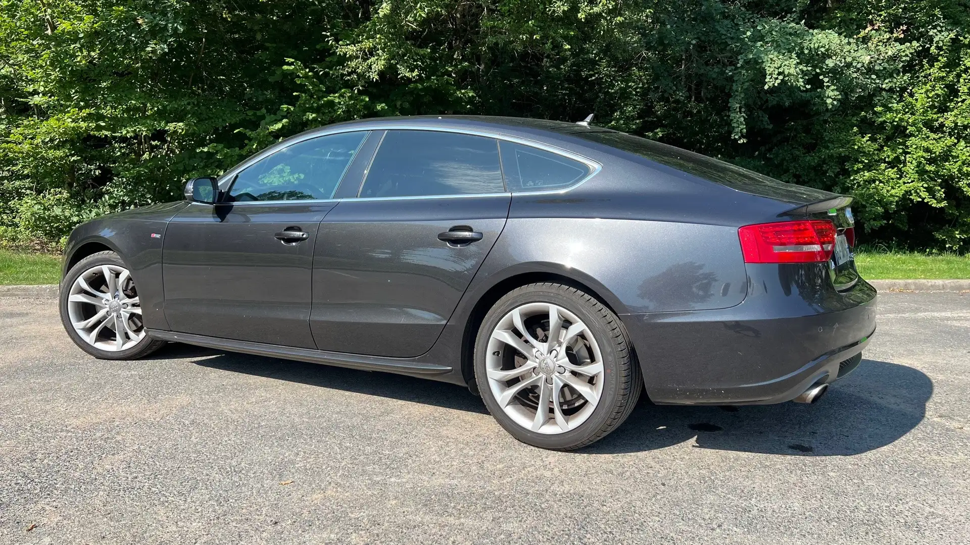 Audi A5 Sportback 3.2L FSI - SLine Gris - 2