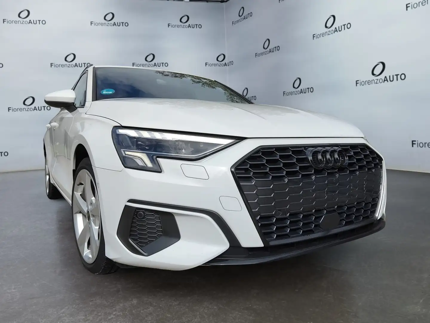 Audi A3 1.4 PLUG-IN Sline 150Kw(Aut)"PREZZO REALE"(F1236) Wit - 2