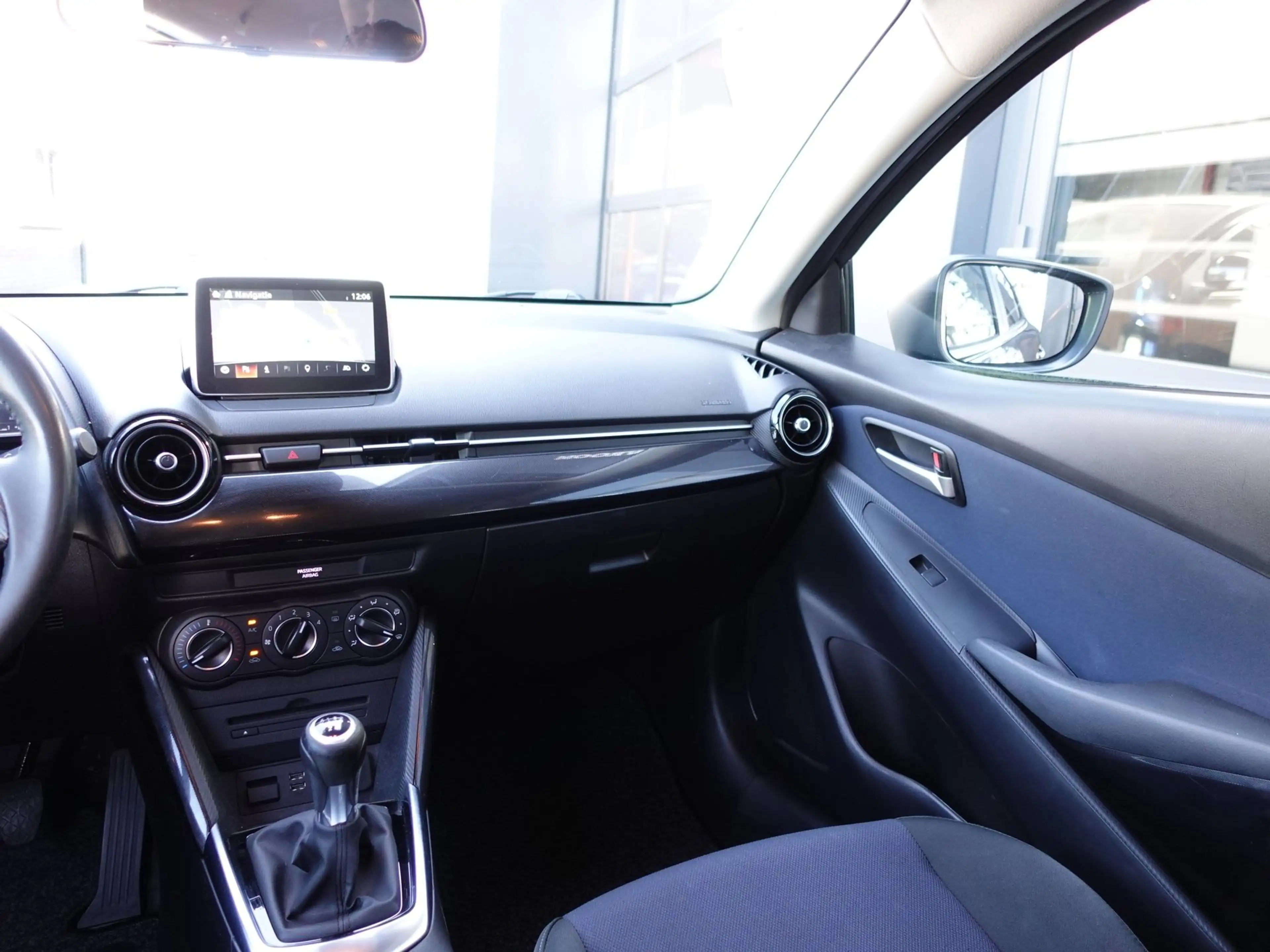 Mazda 2 1.5 Skyactiv-G Intro Edition (Airco,Cruise,Navi,Lm — photo 9