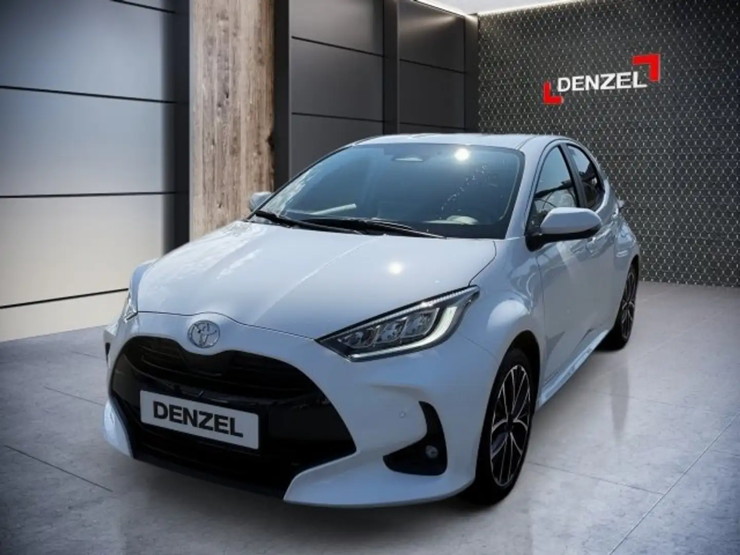 Toyota Yaris - 1,5 l Hybrid  Teamplayer Weiß - 2