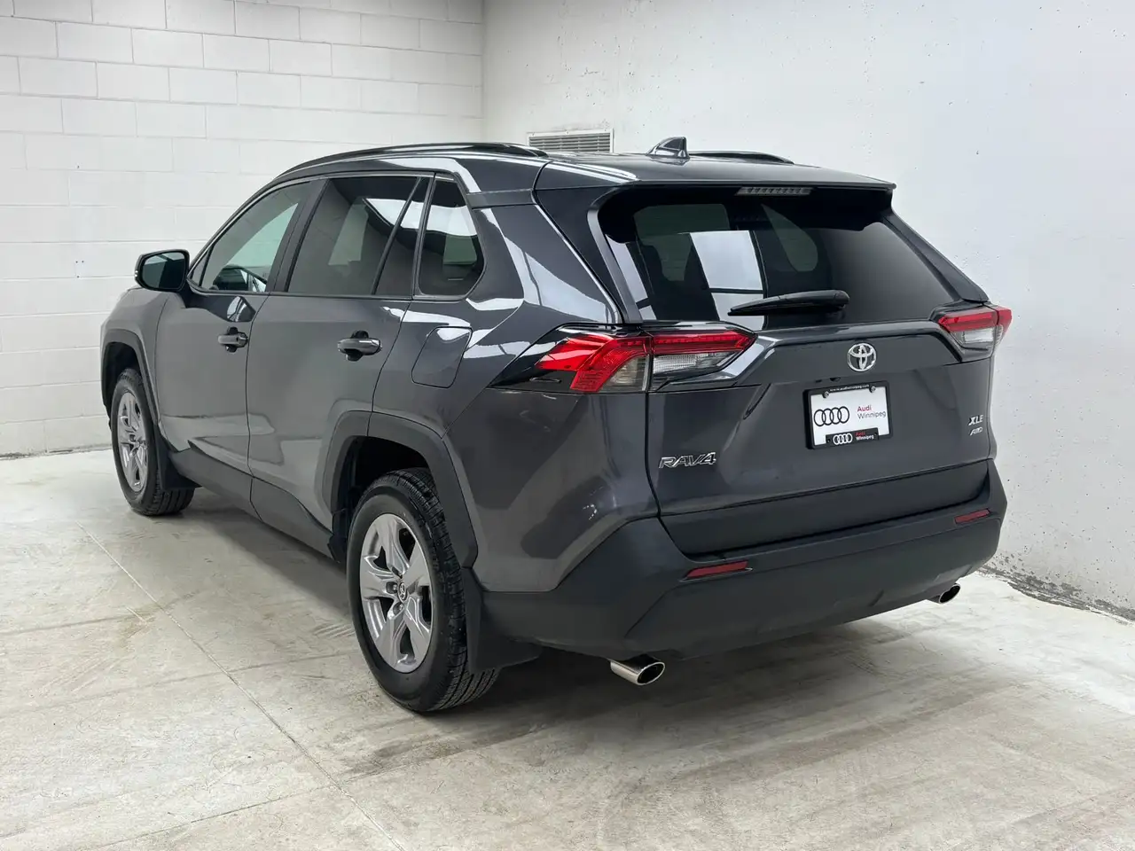 Toyota RAV 4 снимка Toyota RAV 4