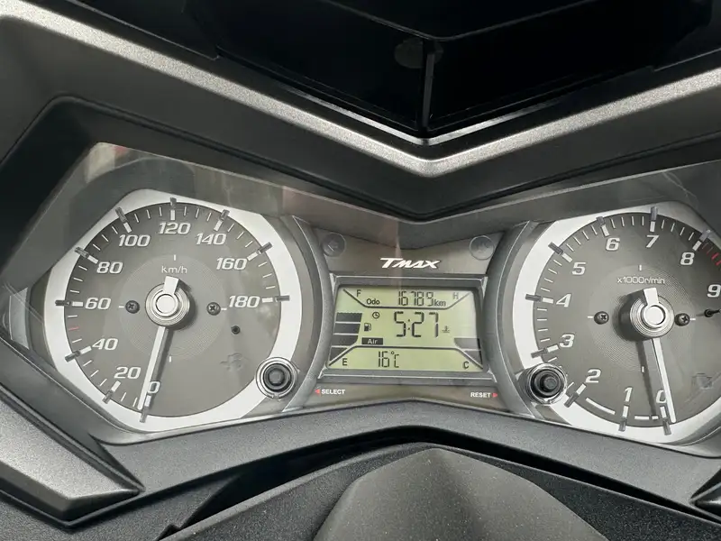 Yamaha TMAX 530 - foto 7