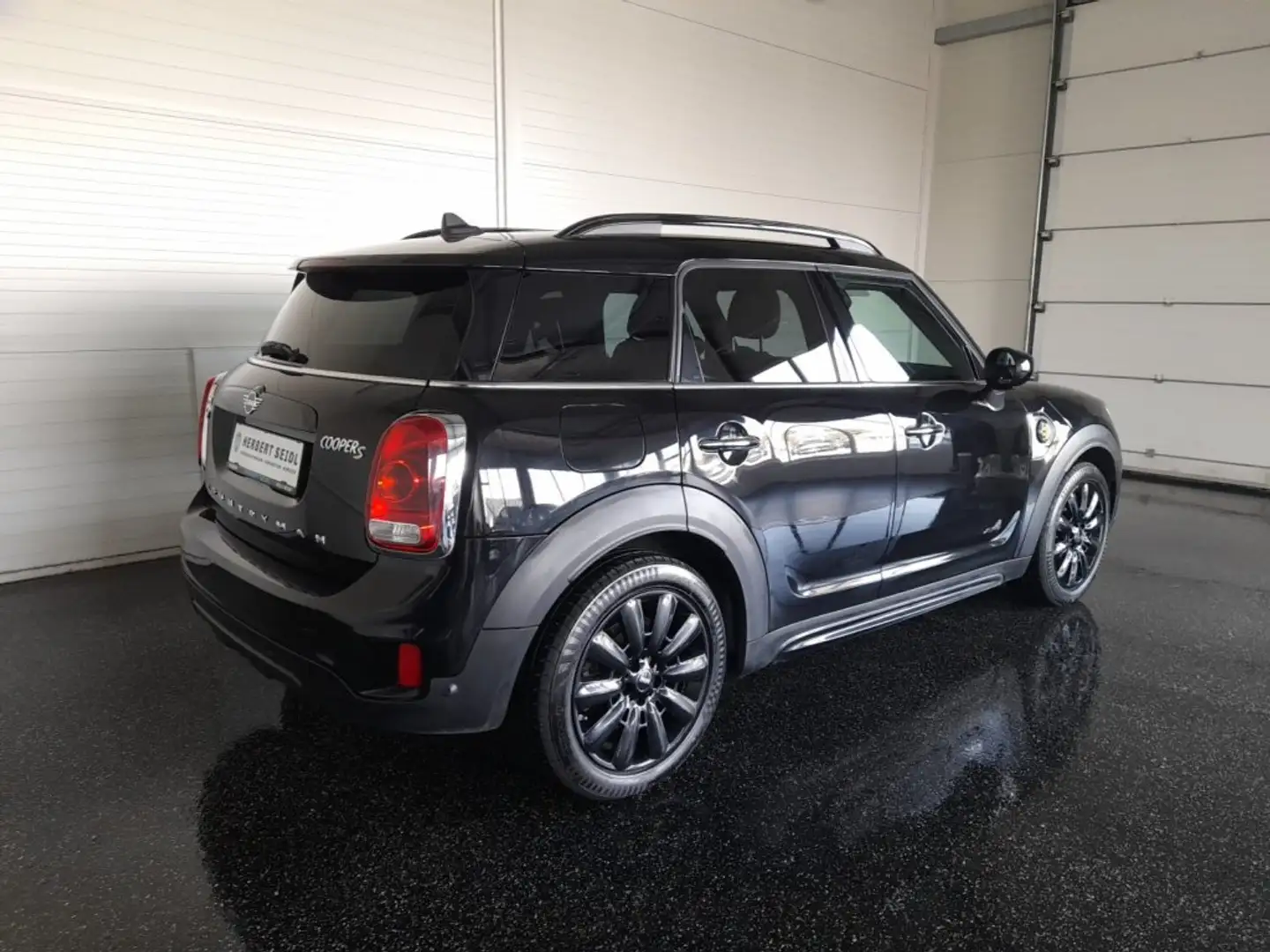 MINI Countryman SE All4 Countryman 4x4 PHEV Aut *VOLL-LED / NAVI / 18 ZOLL / TEMPOMAT / 2-ZONEN-KLIMA / HARMAN KARDON SOUND* Schwarz - 2
