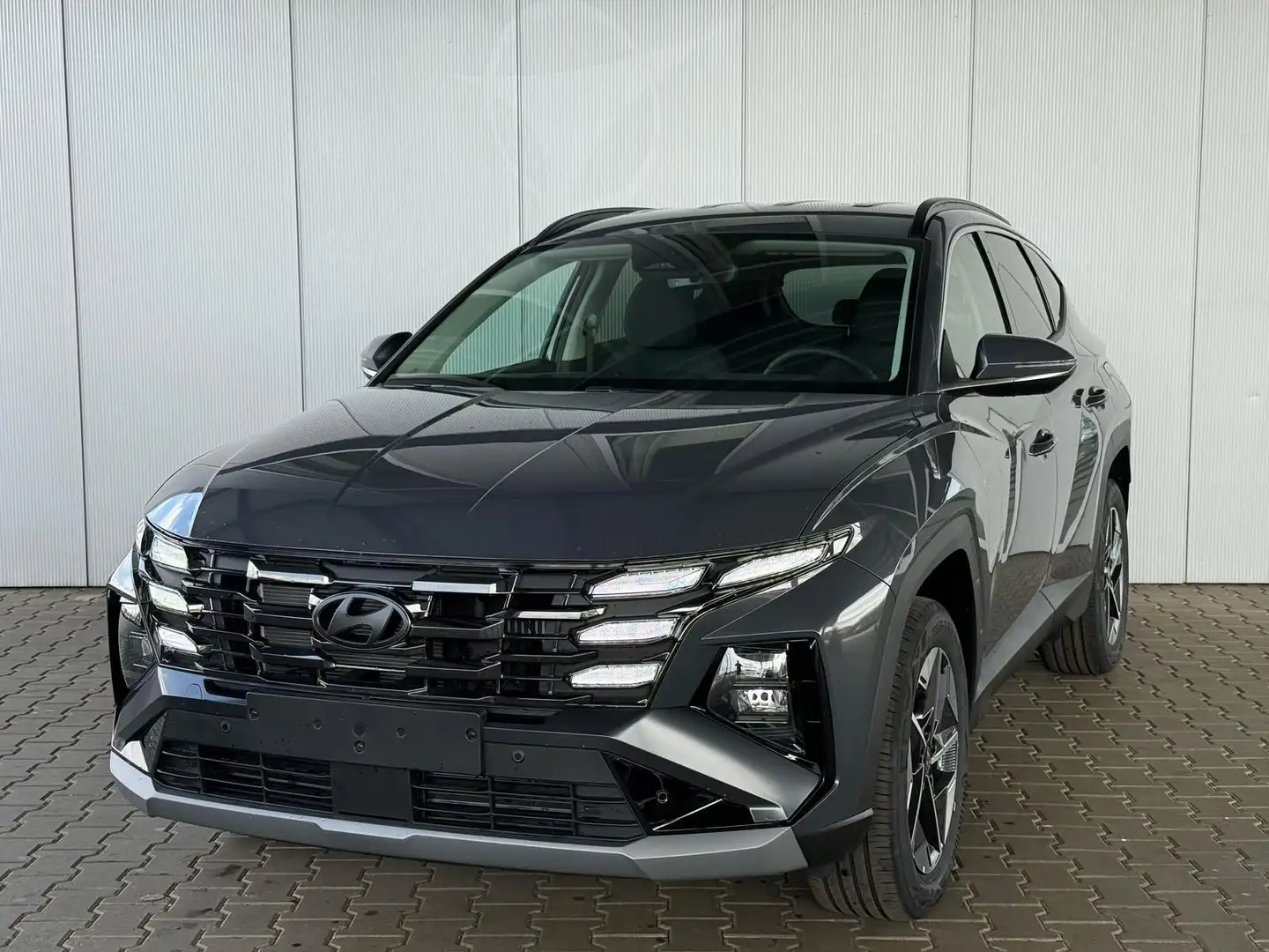 Hyundai TUCSON NX4 GO 1,6 T-GDi HEV 2WD AT / Navi ACC... - 1