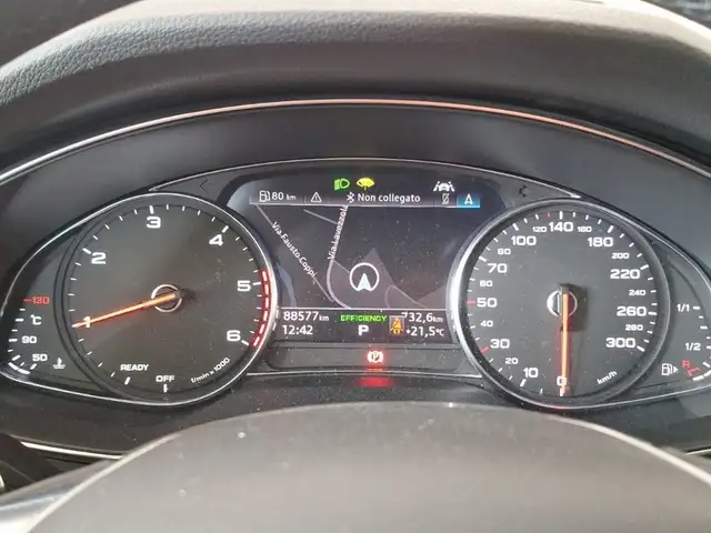 Audi A6 view 8
