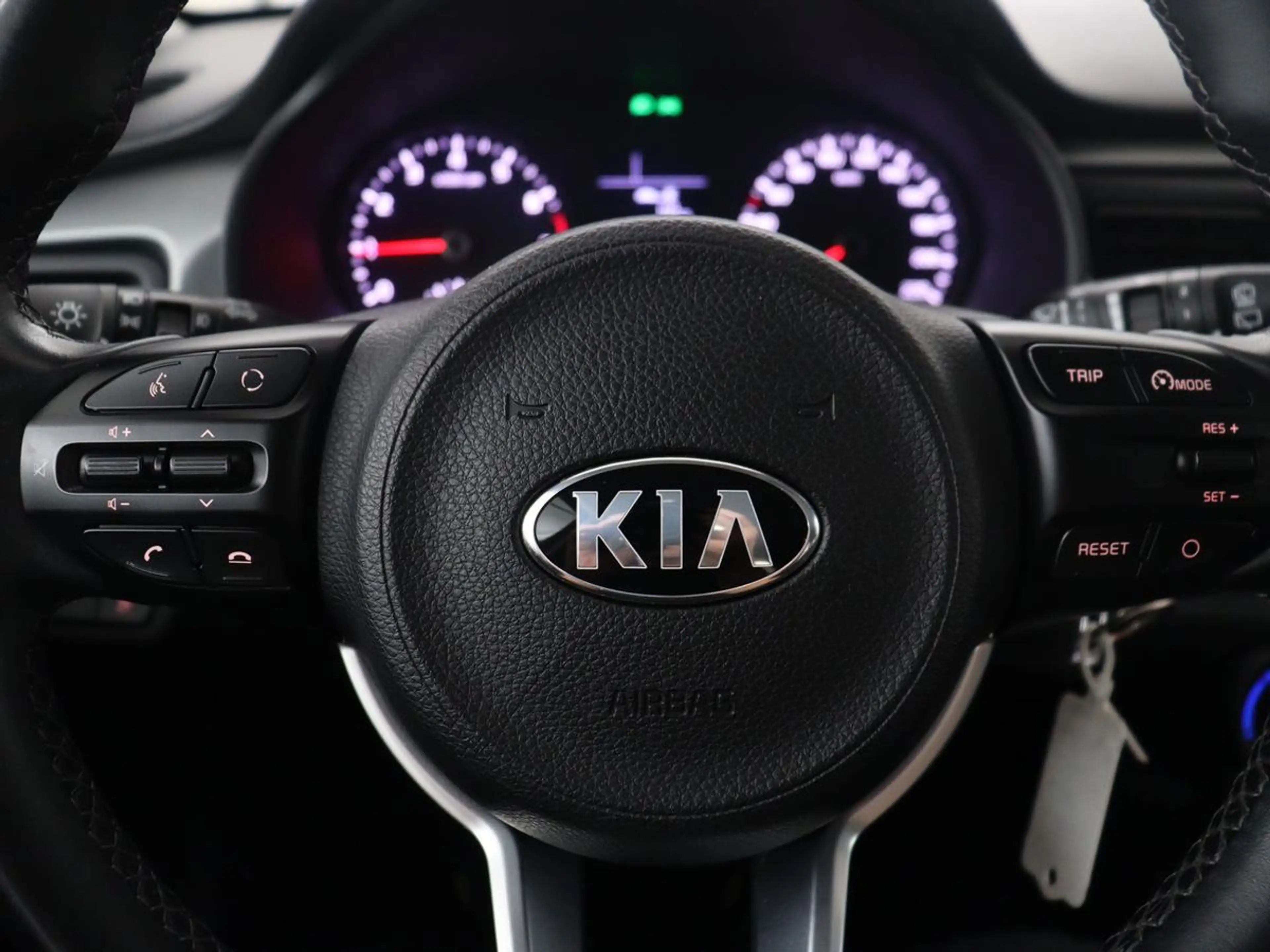 Kia Rio 1.0 TGDI DynamicLine | Carplay | Camera | Full LED — photo 11