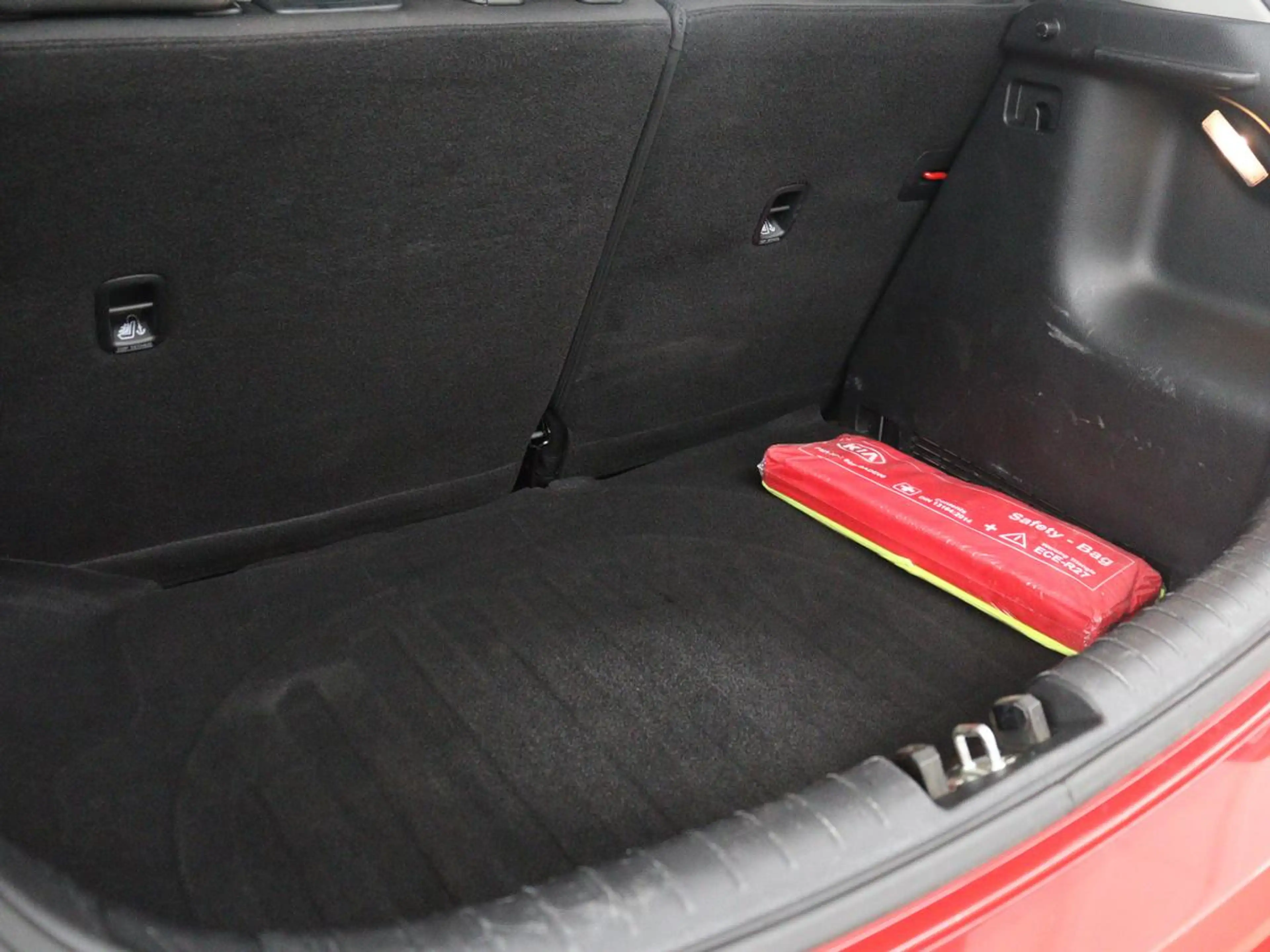 Kia Rio 1.0 TGDI DynamicLine | Carplay | Camera | Full LED — photo 26