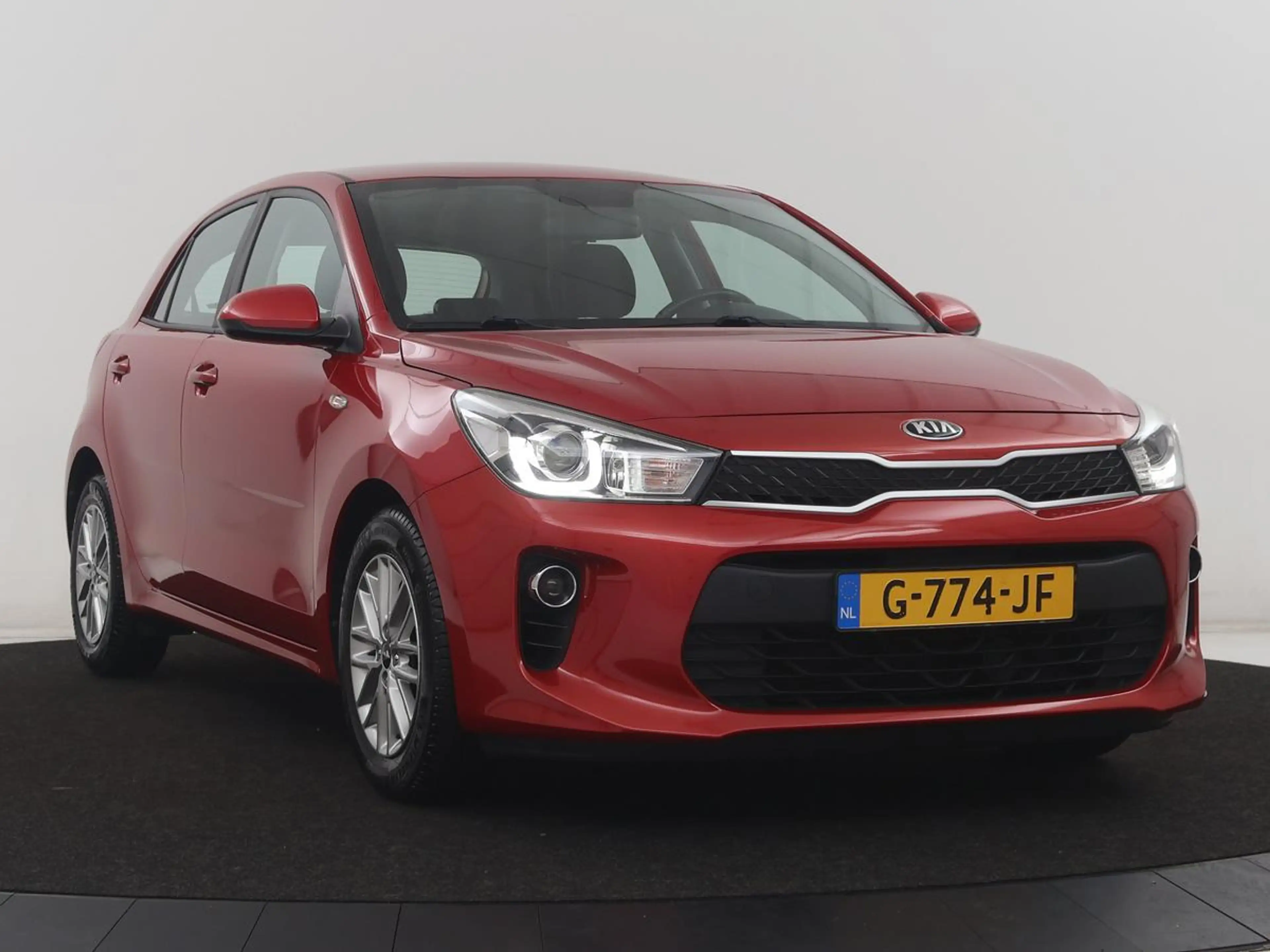 Kia Rio 1.0 TGDI DynamicLine | Carplay | Camera | Full LED — photo 29
