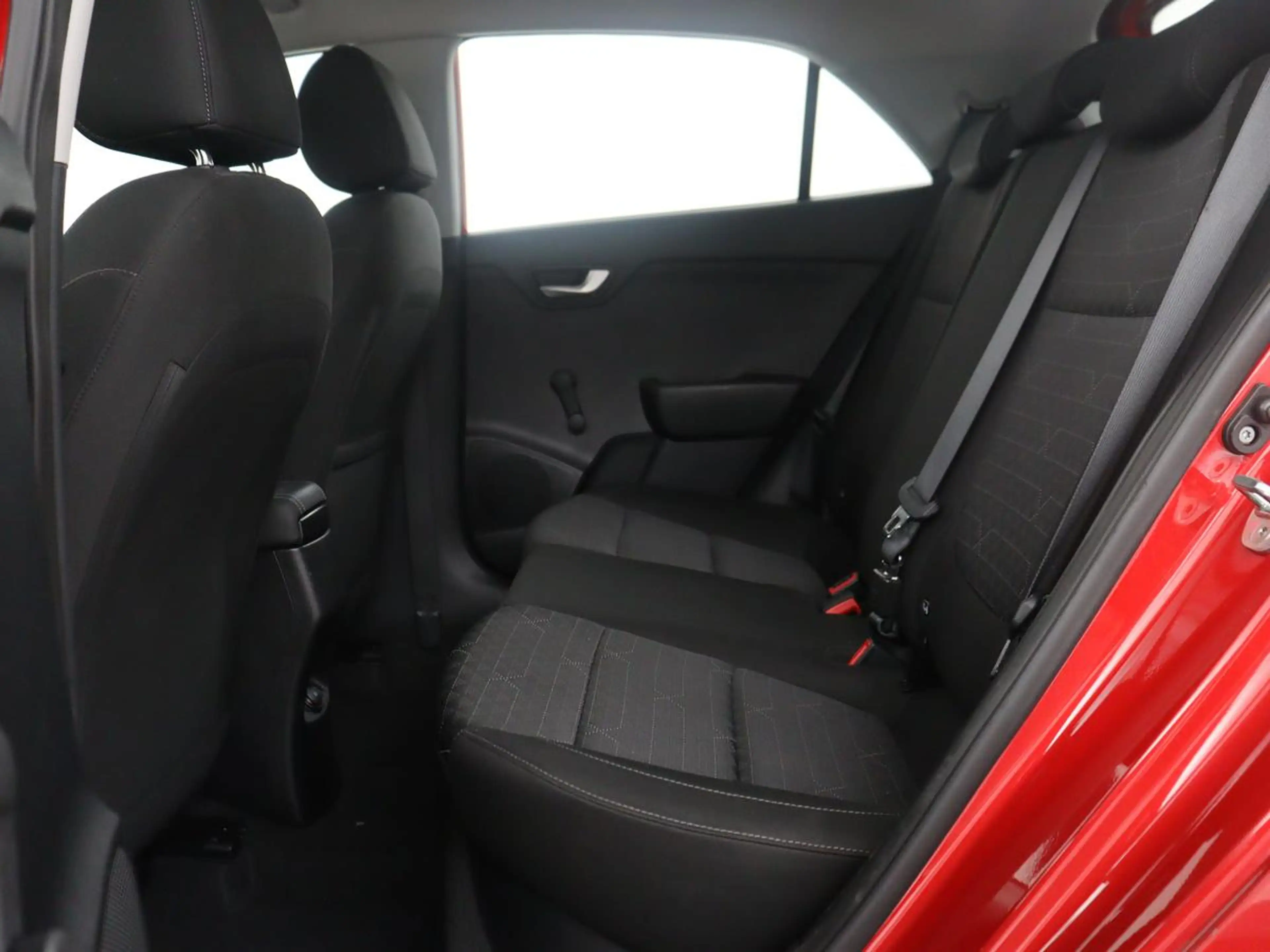 Kia Rio 1.0 TGDI DynamicLine | Carplay | Camera | Full LED — photo 7