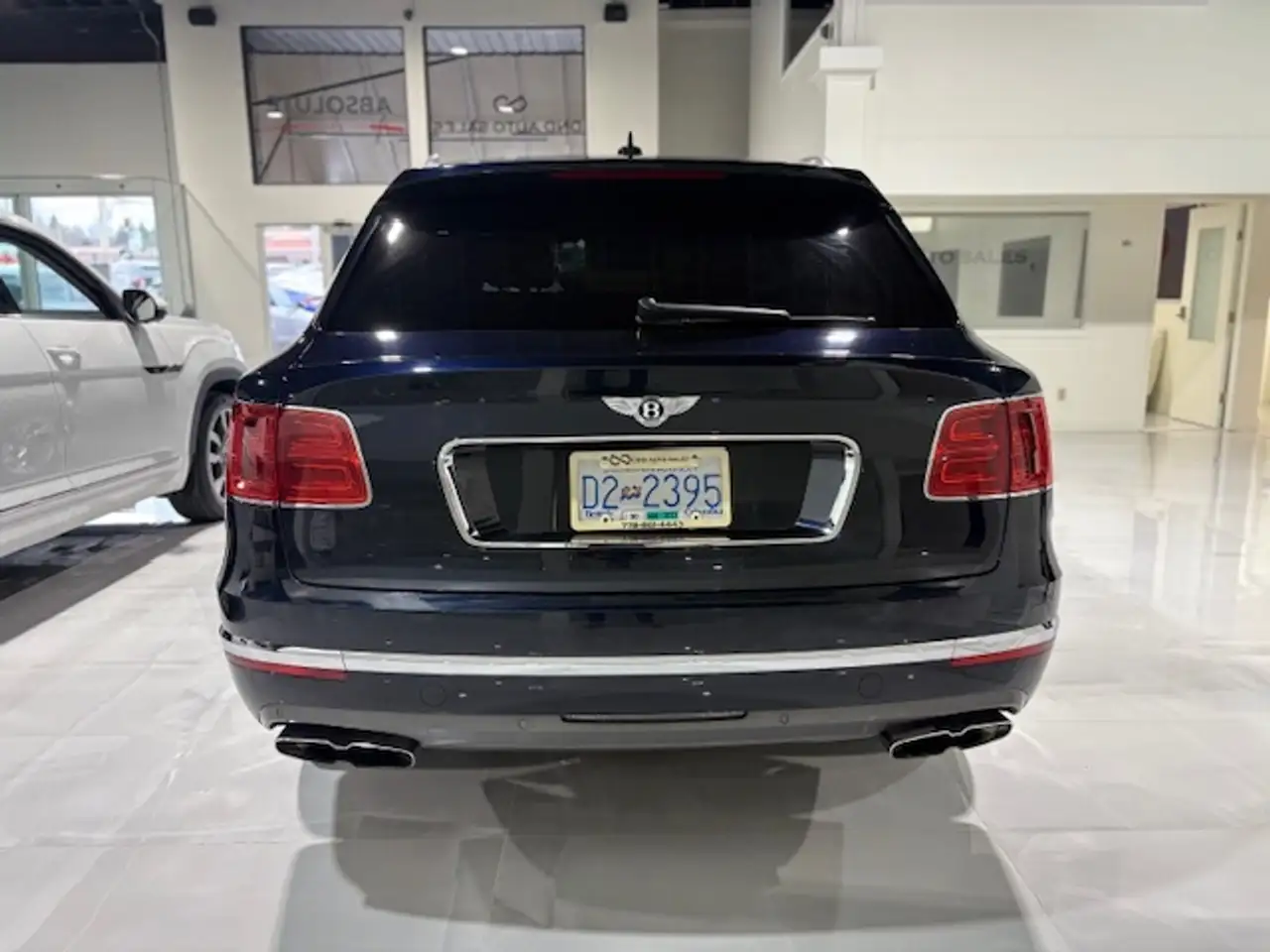 Bentley Bentayga снимка Bentley Bentayga
