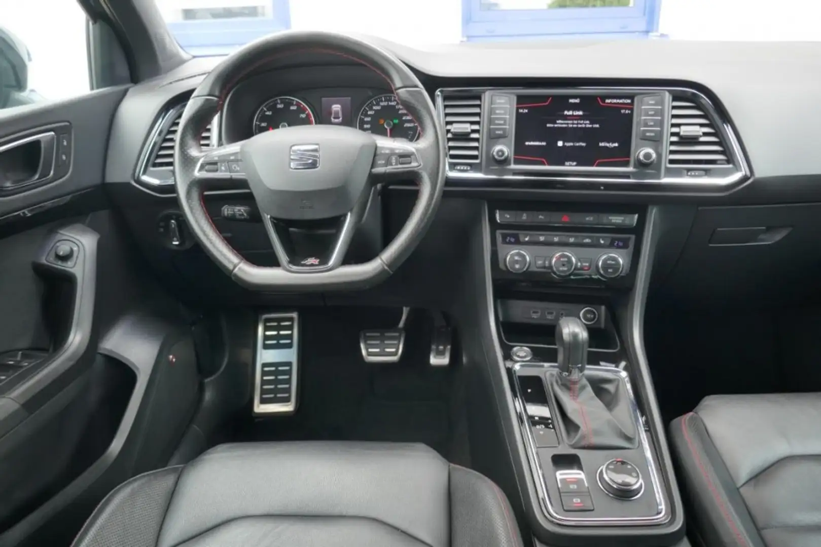 SEAT Ateca 2.0TSi FR 4Drive AHK beats Leder Panodach Grau - 2