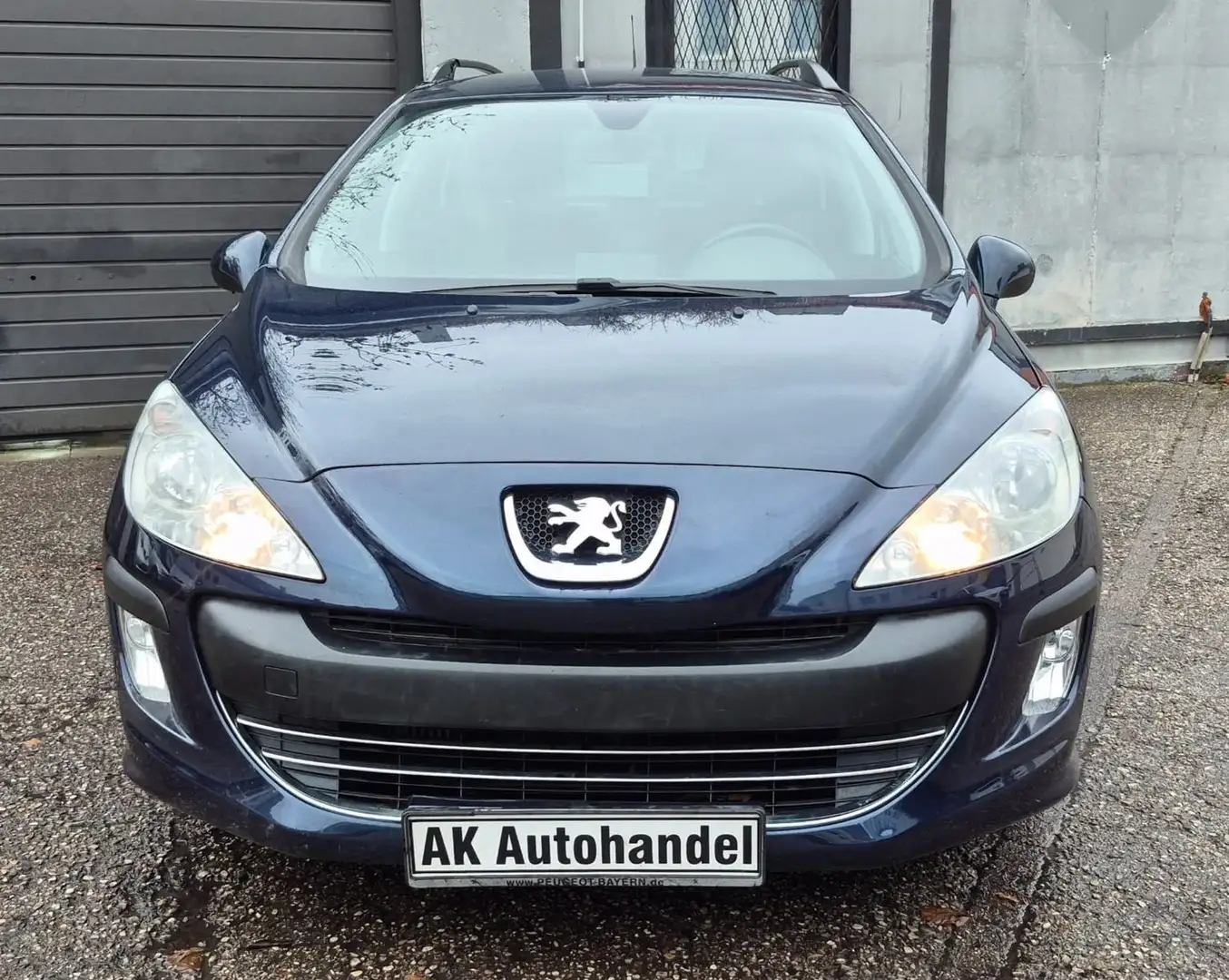 Peugeot 308 SW Platinum Navi Blau - 2