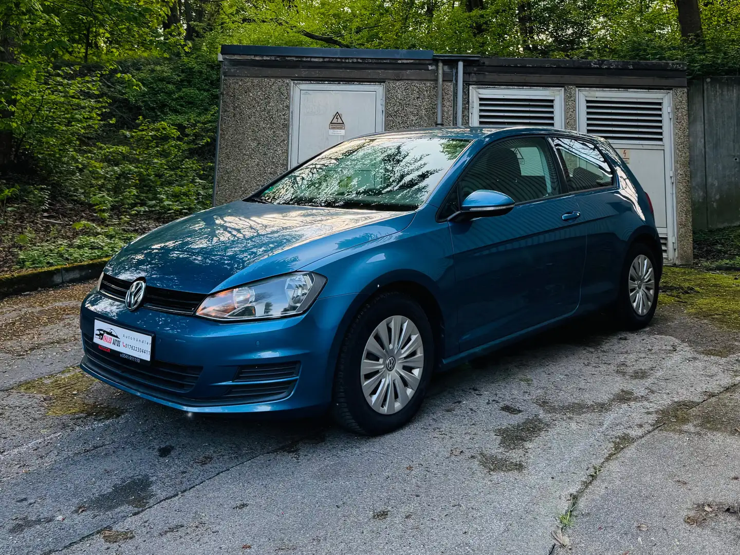 Volkswagen Golf Trendline BMT Синій - 2