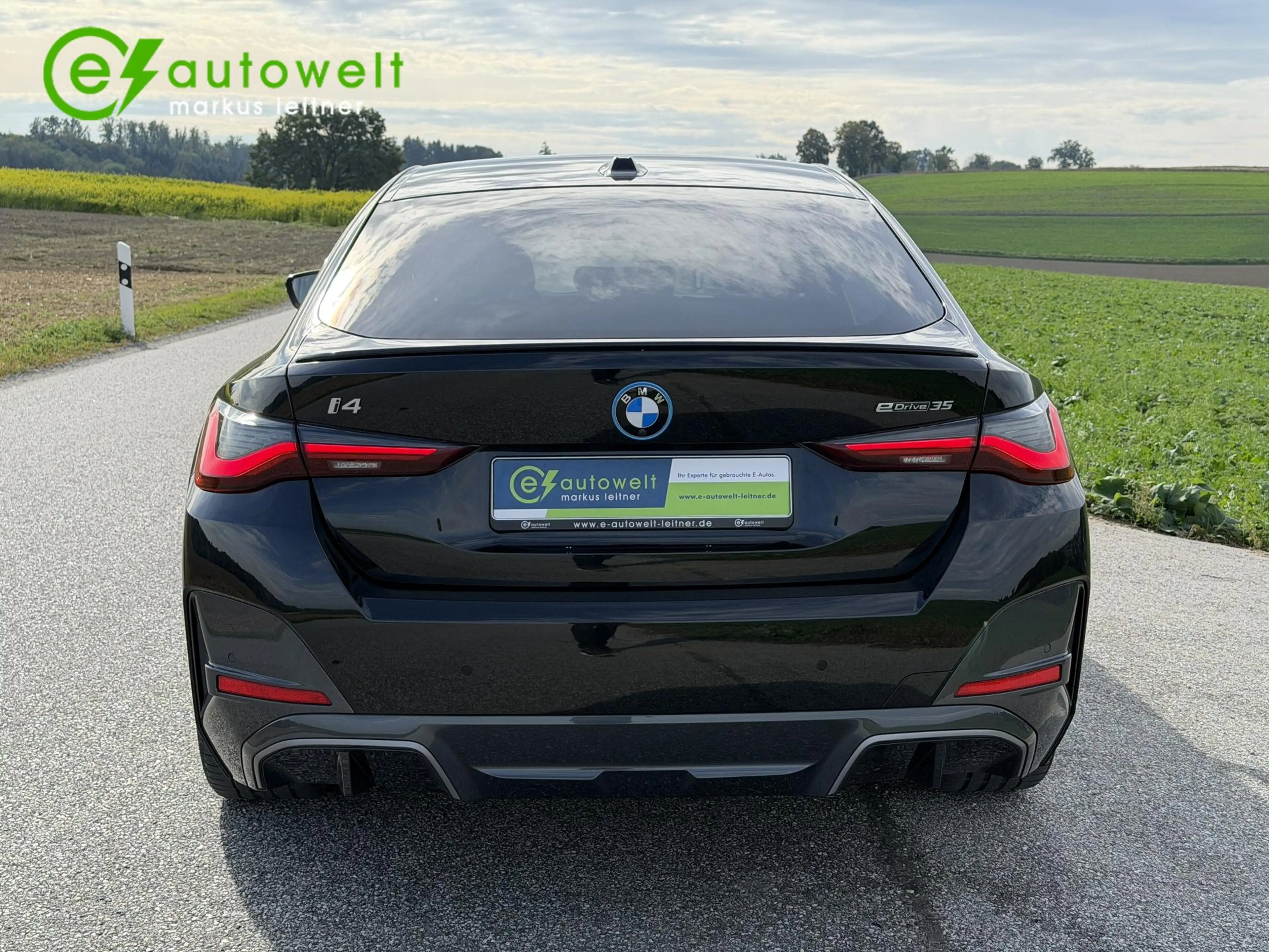 BMW i4 eDrive35 M Sport DA Prof HeadUp Glasdach Memory — photo 5
