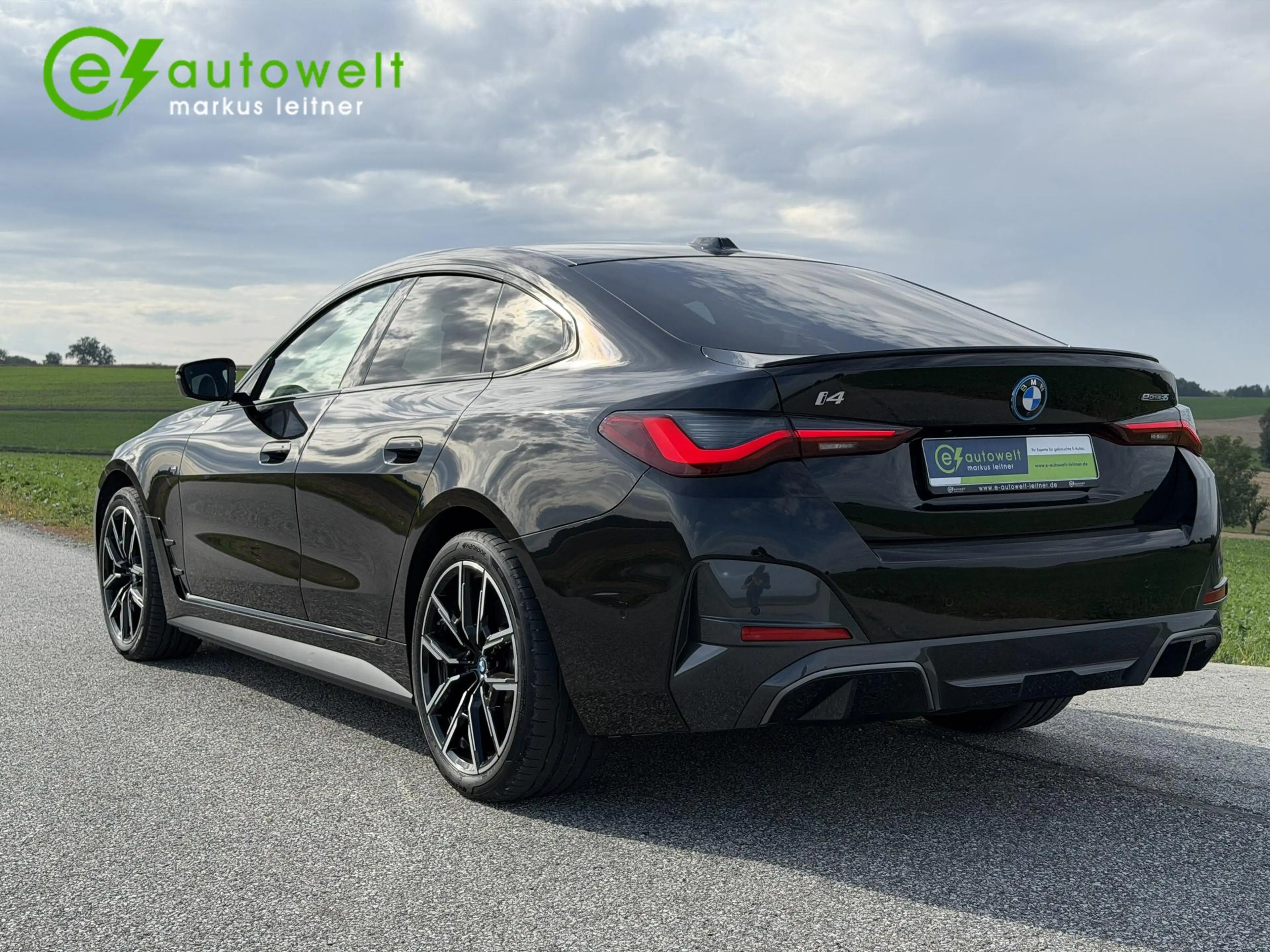 BMW i4 eDrive35 M Sport DA Prof HeadUp Glasdach Memory — photo 6
