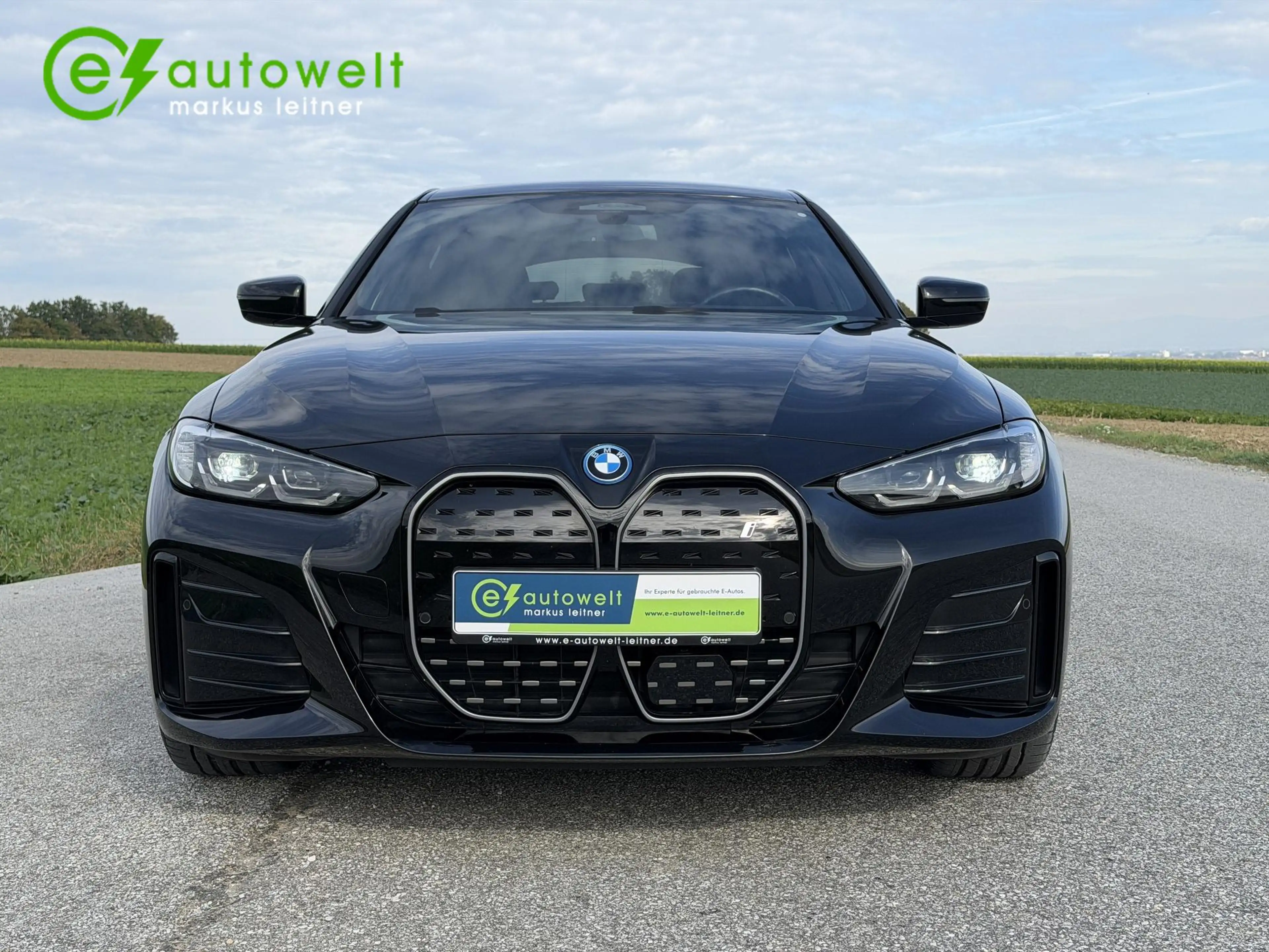 BMW i4 eDrive35 M Sport DA Prof HeadUp Glasdach Memory — photo 9