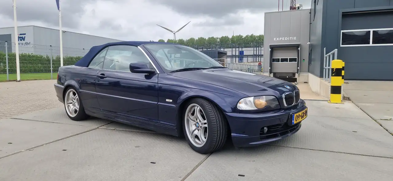 BMW 330 323Ci Executive cabrio, foto 4