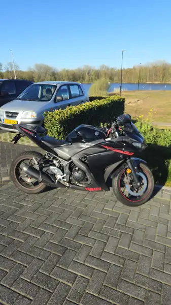 Yamaha YZF-R3 - foto 5