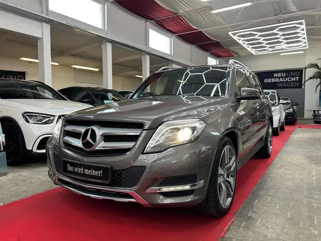 Mercedes-Benz GLK 250 CDI BlueTec 4Matic*PANO*HARMAN-KARDON