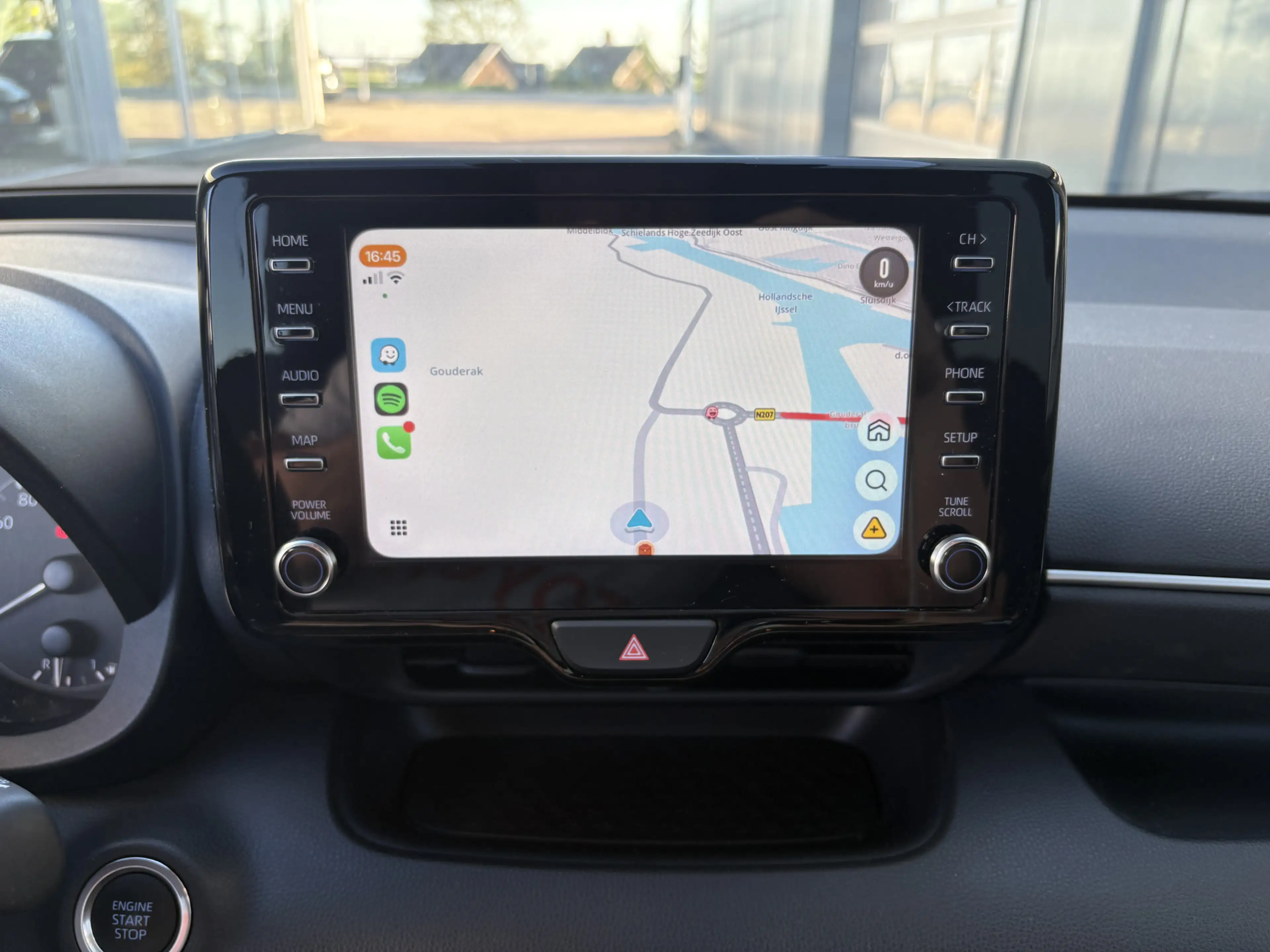 Toyota Yaris 1.5 VVT-i 125pk Business Plus LED/HUD/KEYLESS/CAME — photo 15