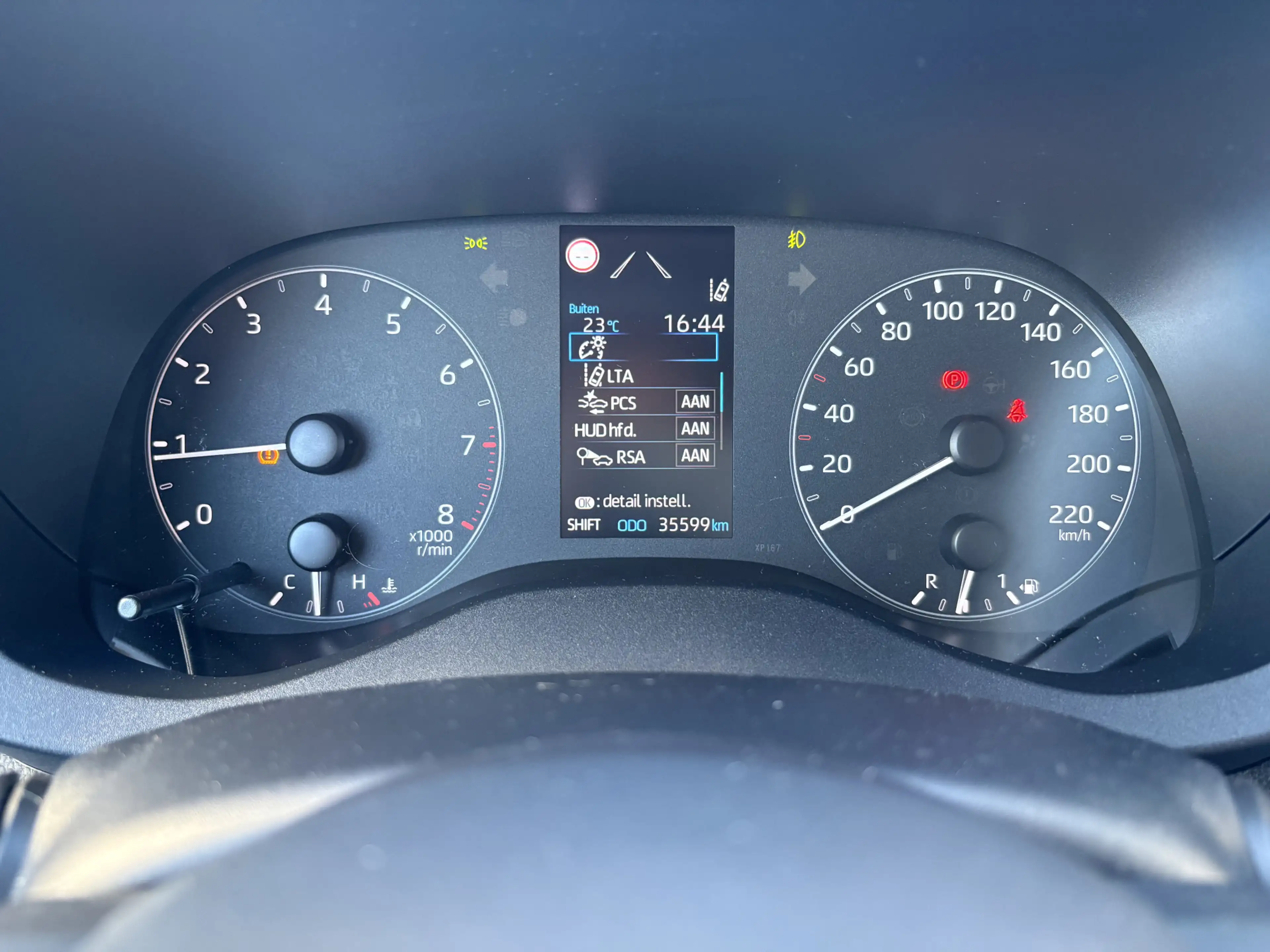 Toyota Yaris 1.5 VVT-i 125pk Business Plus LED/HUD/KEYLESS/CAME — photo 13
