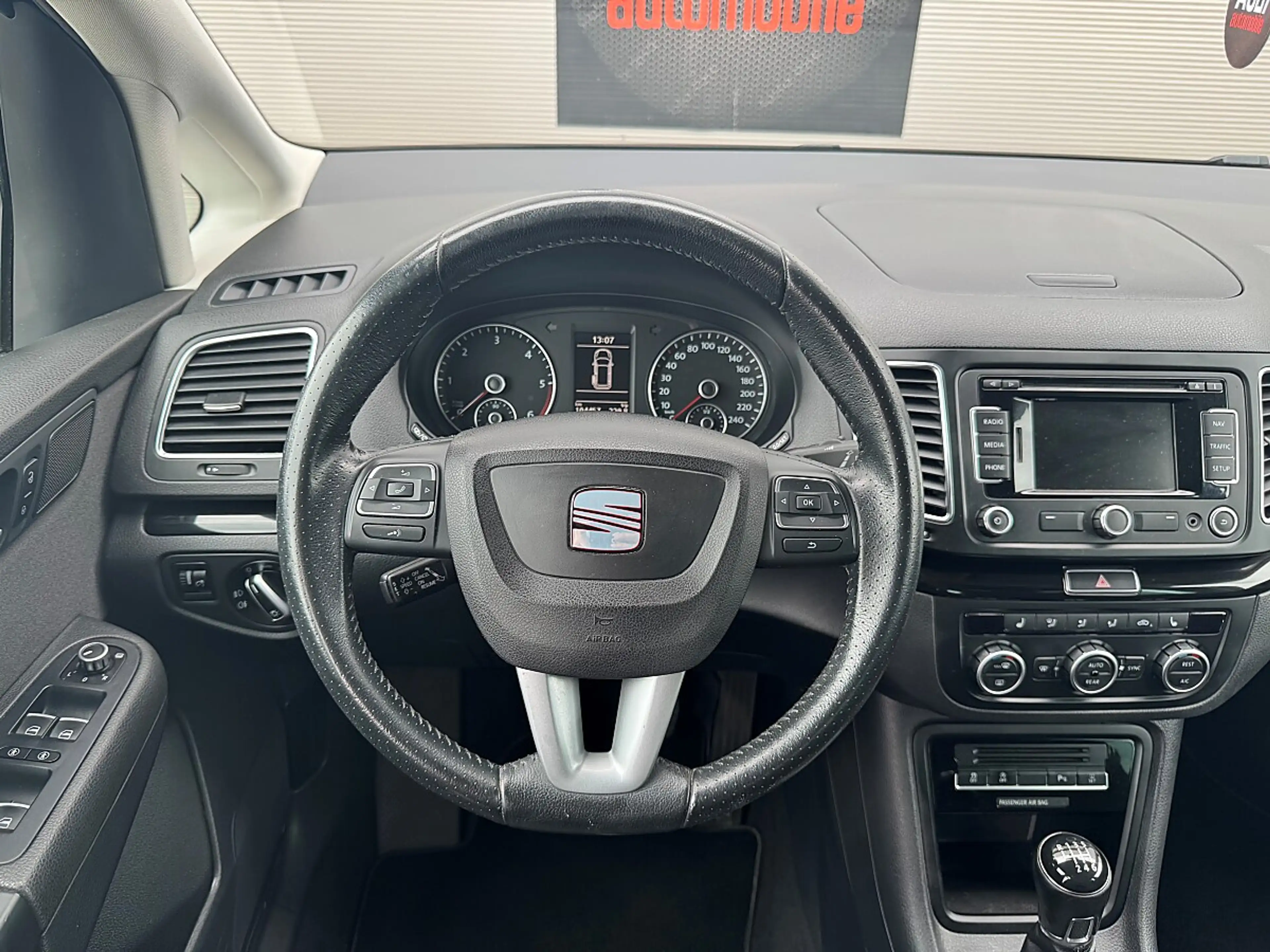 SEAT Alhambra Style 2,0 TDI CR 4WD DPF — photo 10