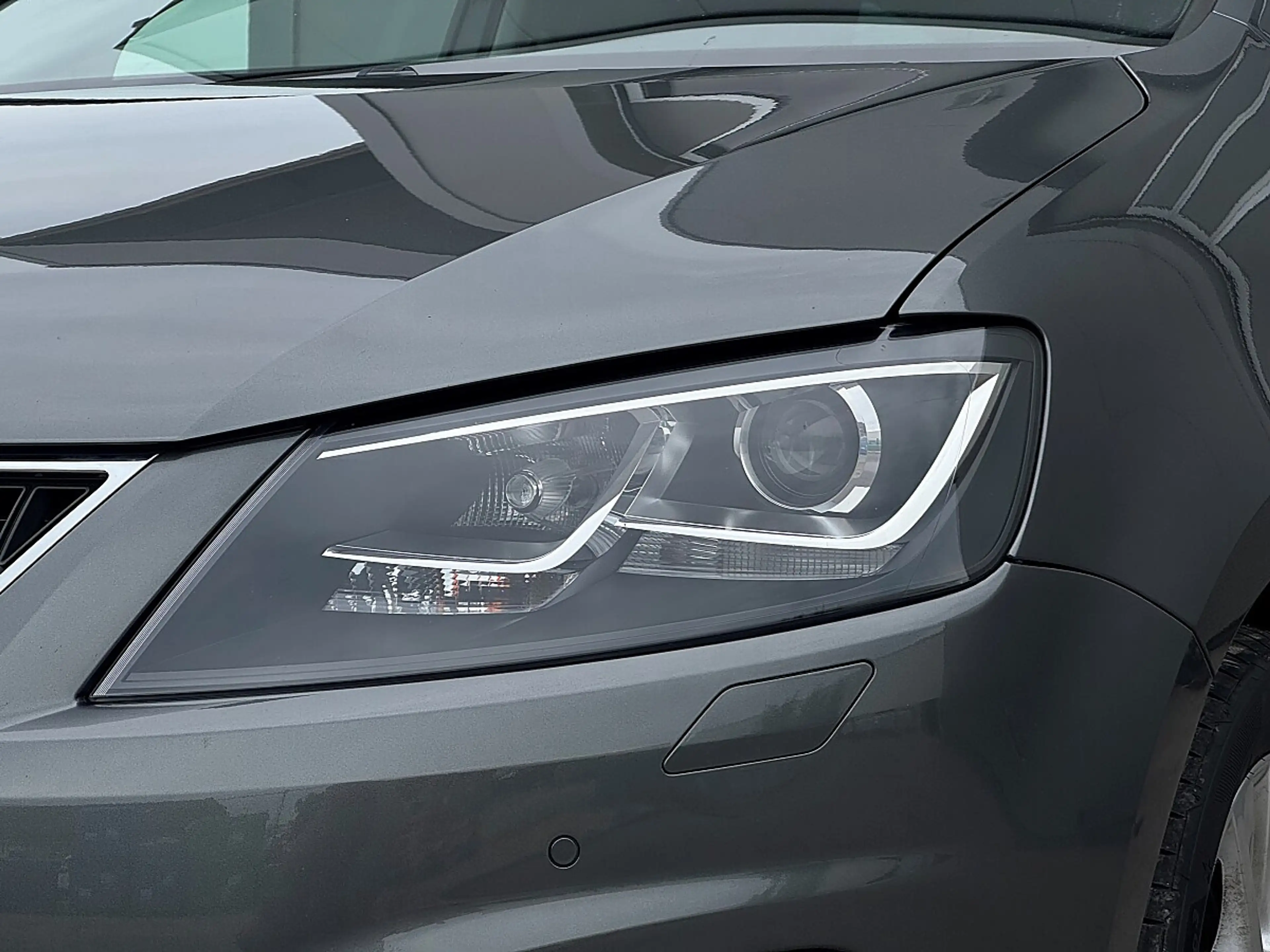 SEAT Alhambra Style 2,0 TDI CR 4WD DPF — photo 8