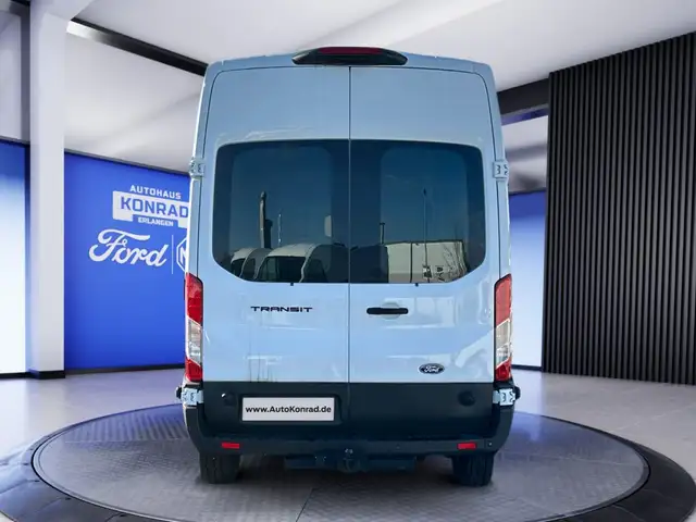 Ford Transit view 6