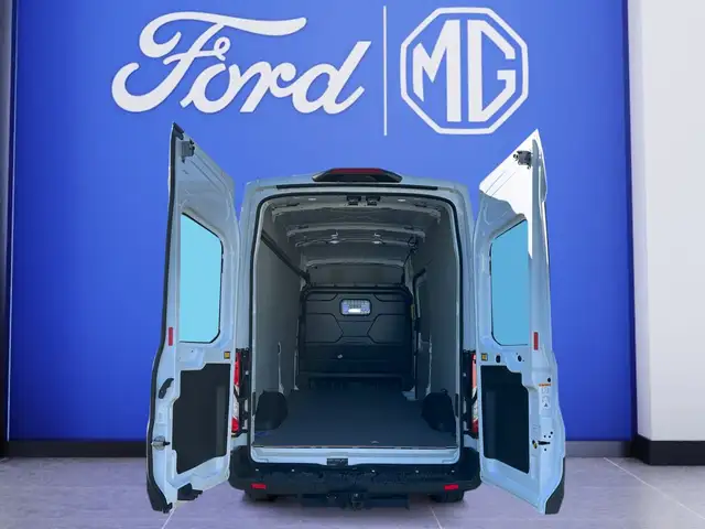 Ford Transit view 7