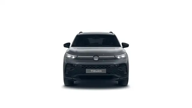 Volkswagen Tiguan view 3