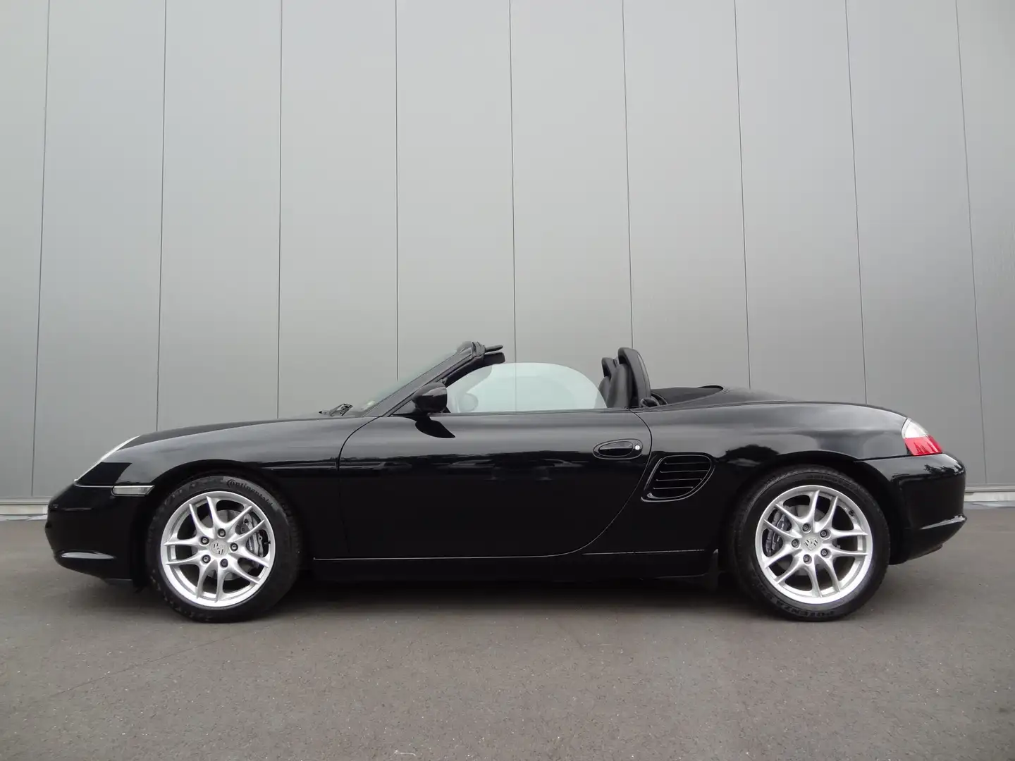 Porsche Boxster 2.7 | DEALER ONDERHOUDEN | LEDER | ECC | YOUNGTIME Zwart - 2