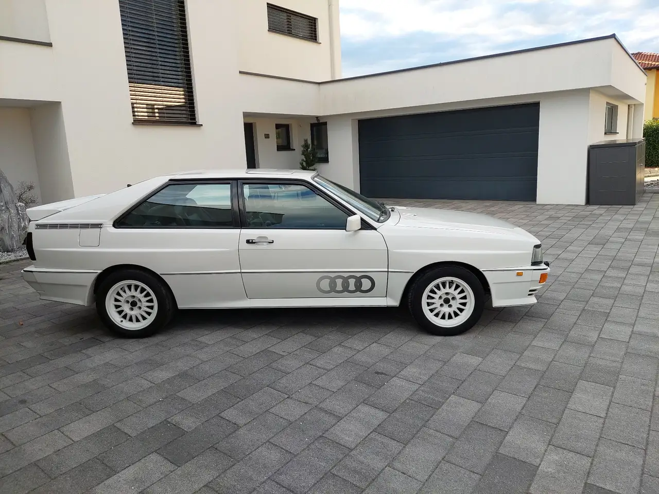 Audi QUATTRO 2,1, foto 2