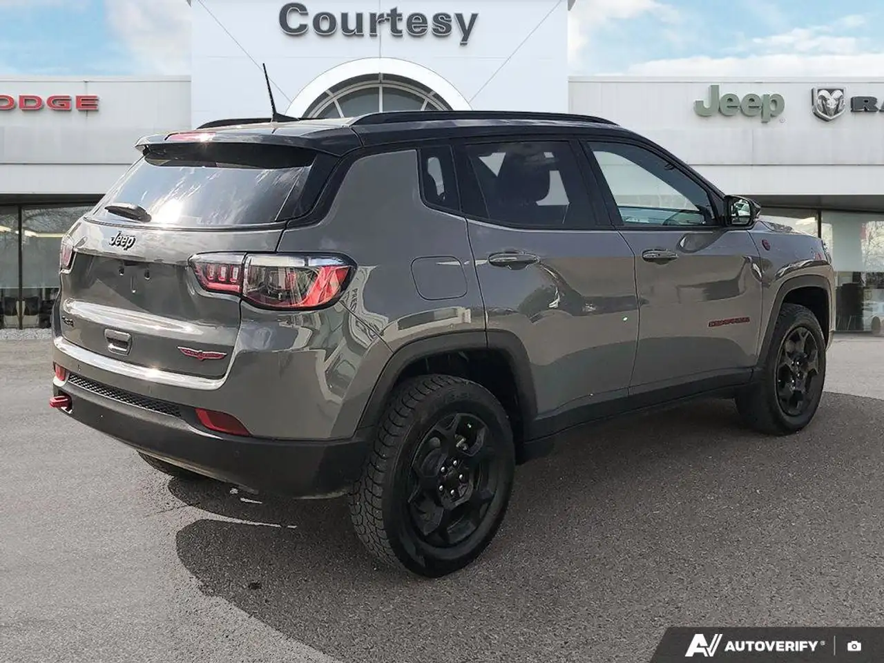 Jeep Compass снимка Jeep Compass