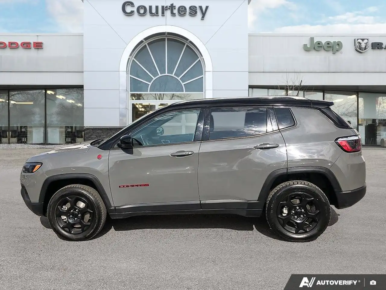 Jeep Compass снимка Jeep Compass