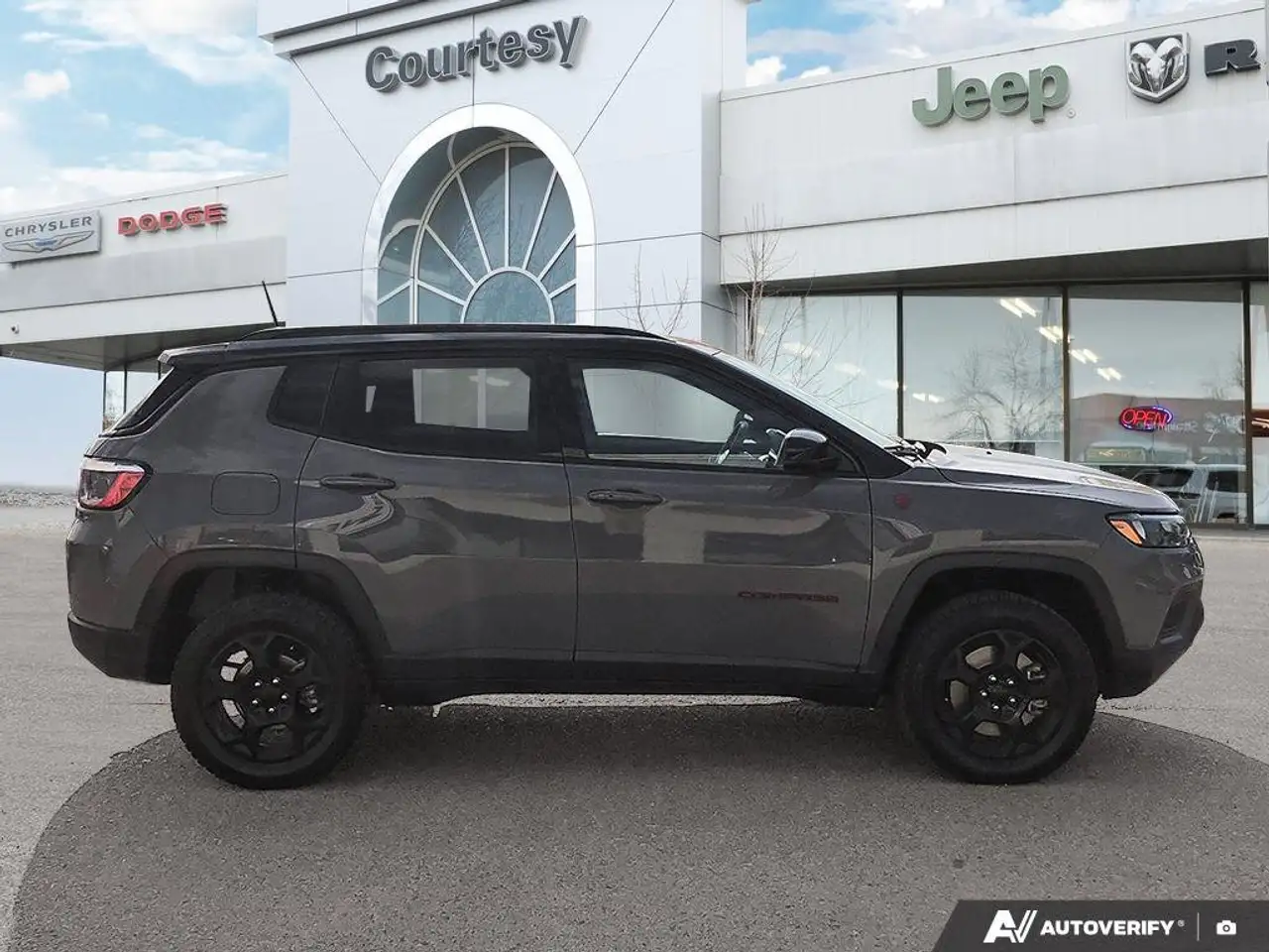 Jeep Compass снимка Jeep Compass