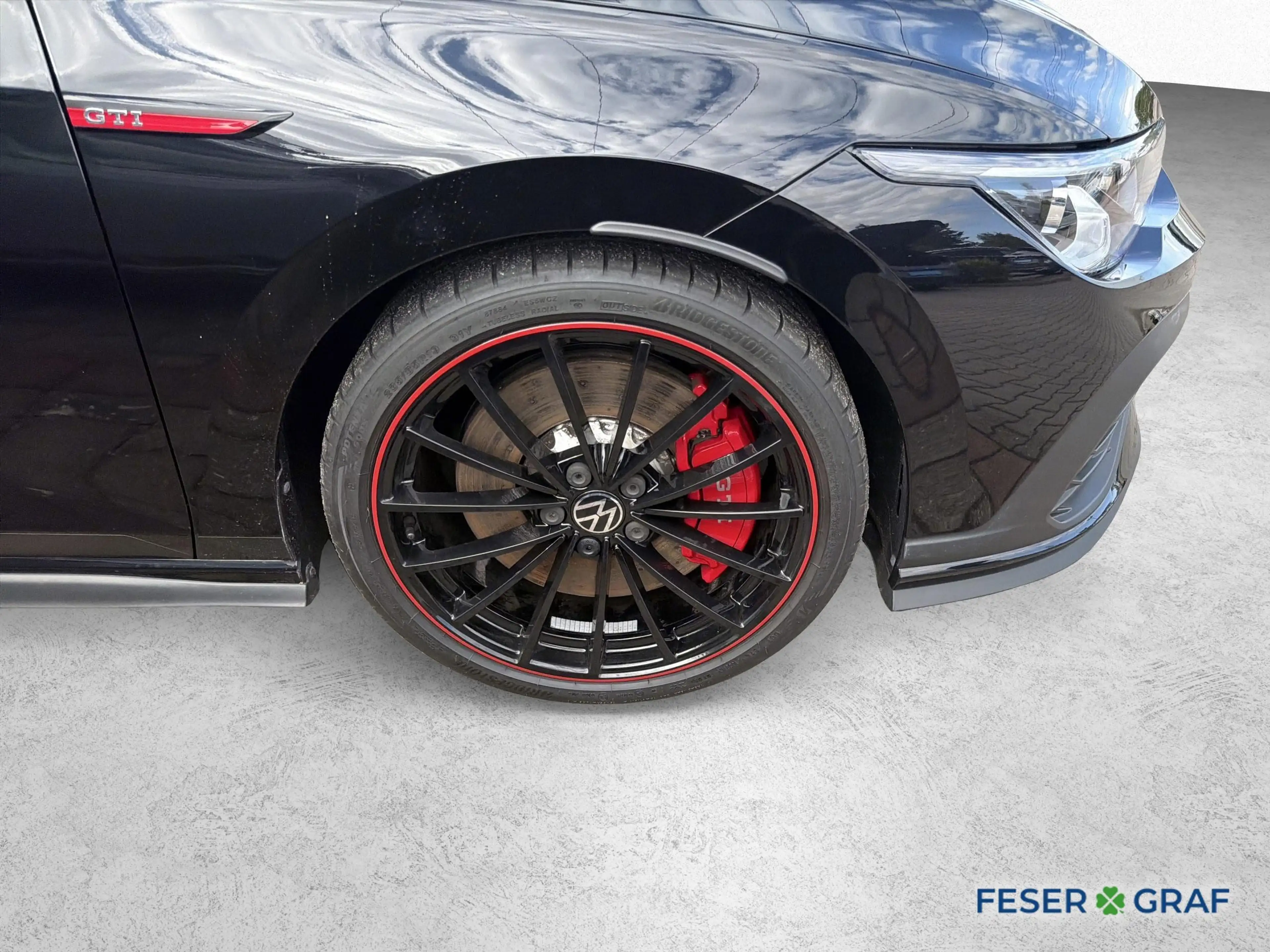 Volkswagen Golf VIII 2.0 TSI DSG GTI CS BLACK KAM ACC SHZ — photo 4