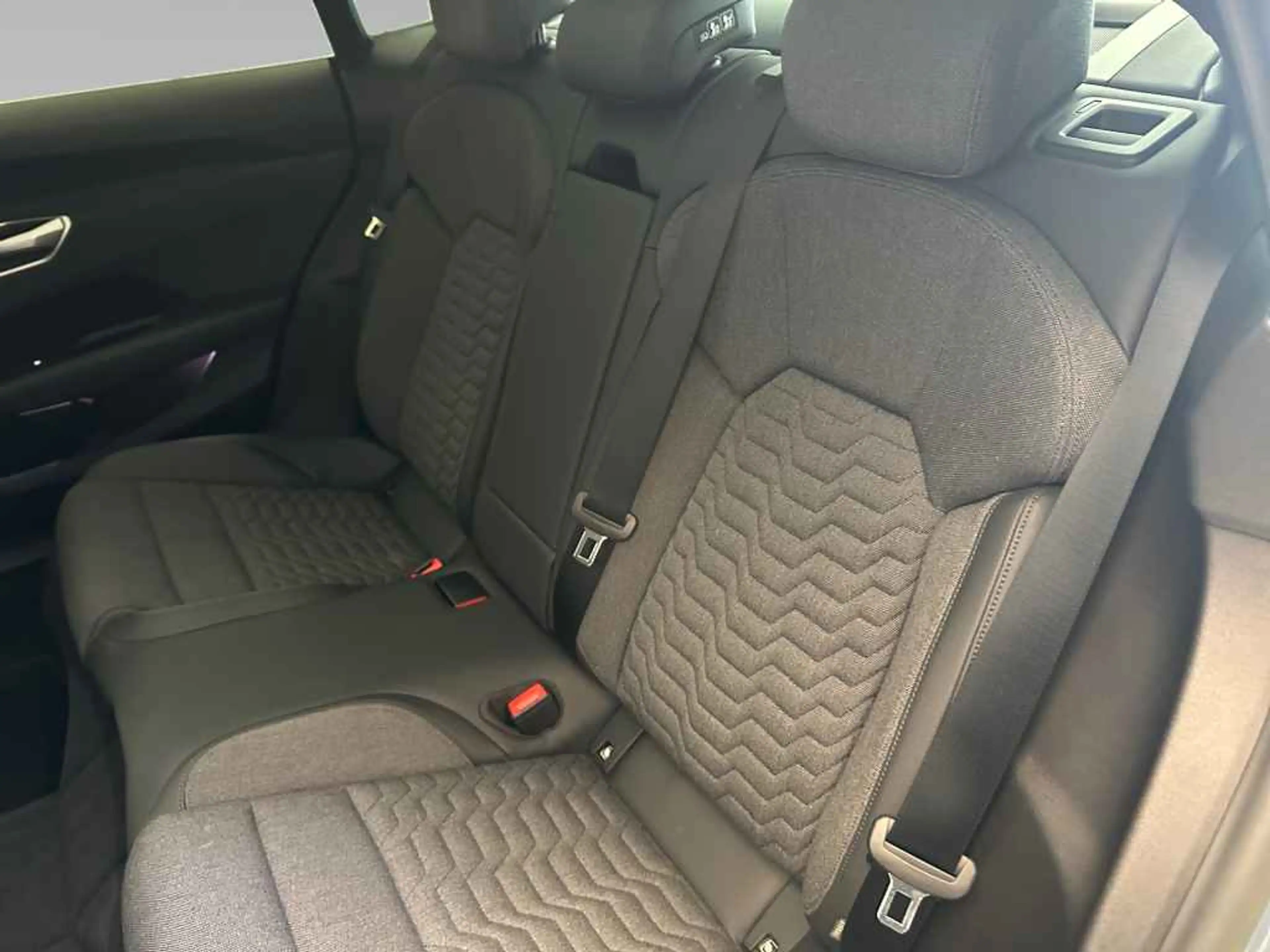 Audi e-tron GT qua *PANO*LUFTF*WÄRME*MATRIX*360*NAVI* — photo 11