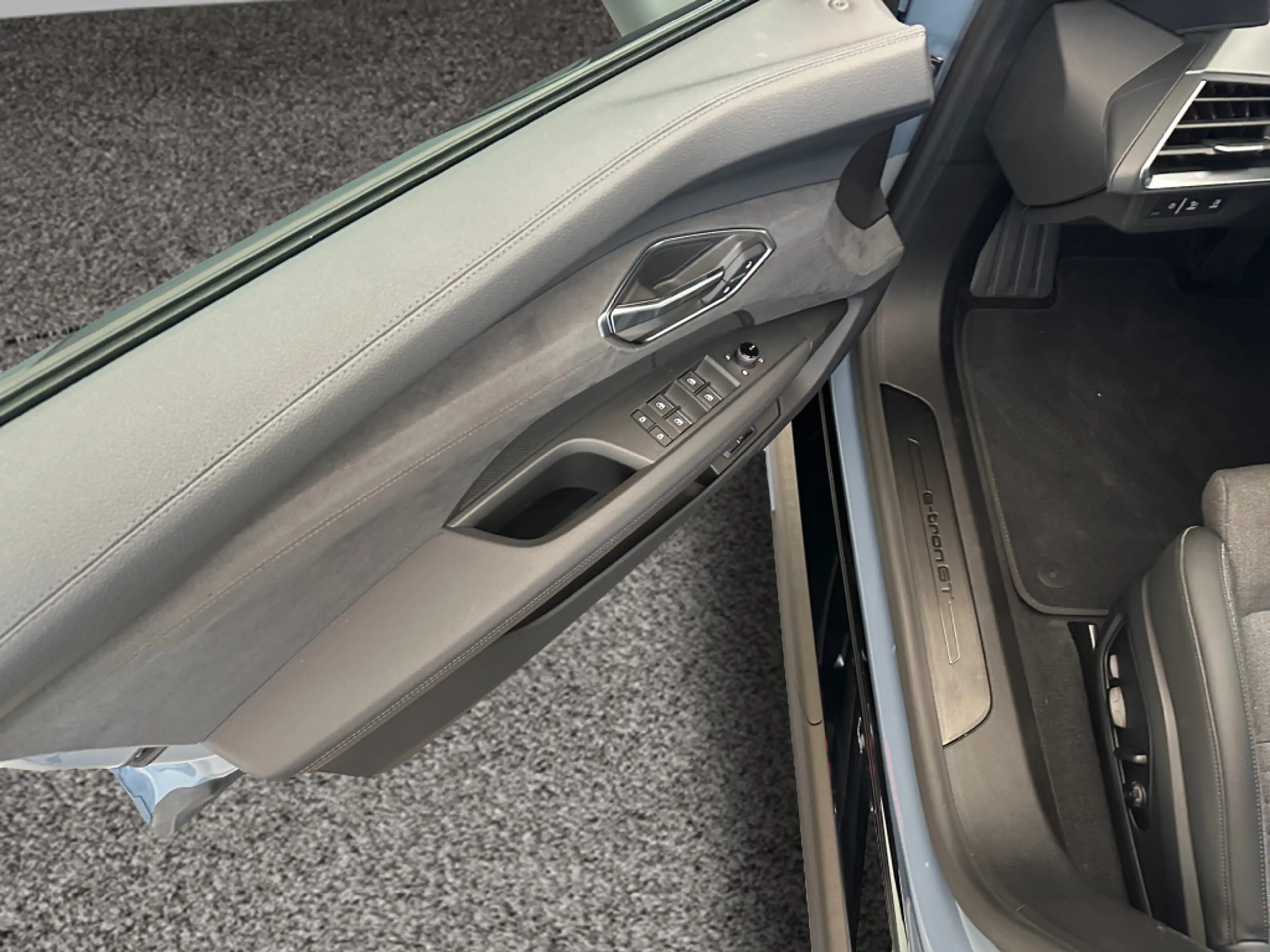 Audi e-tron GT qua *PANO*LUFTF*WÄRME*MATRIX*360*NAVI* — photo 9