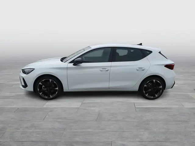 Cupra Leon view 3
