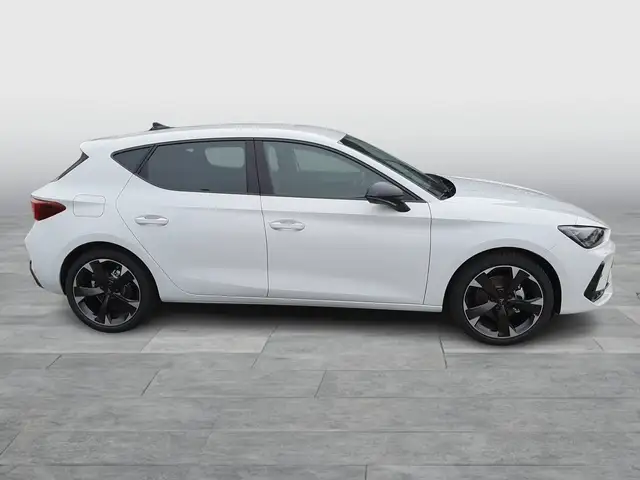 Cupra Leon view 6