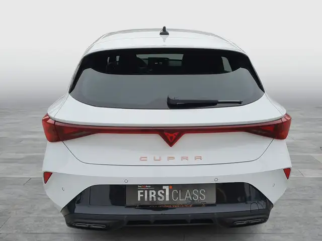Cupra Leon view 5