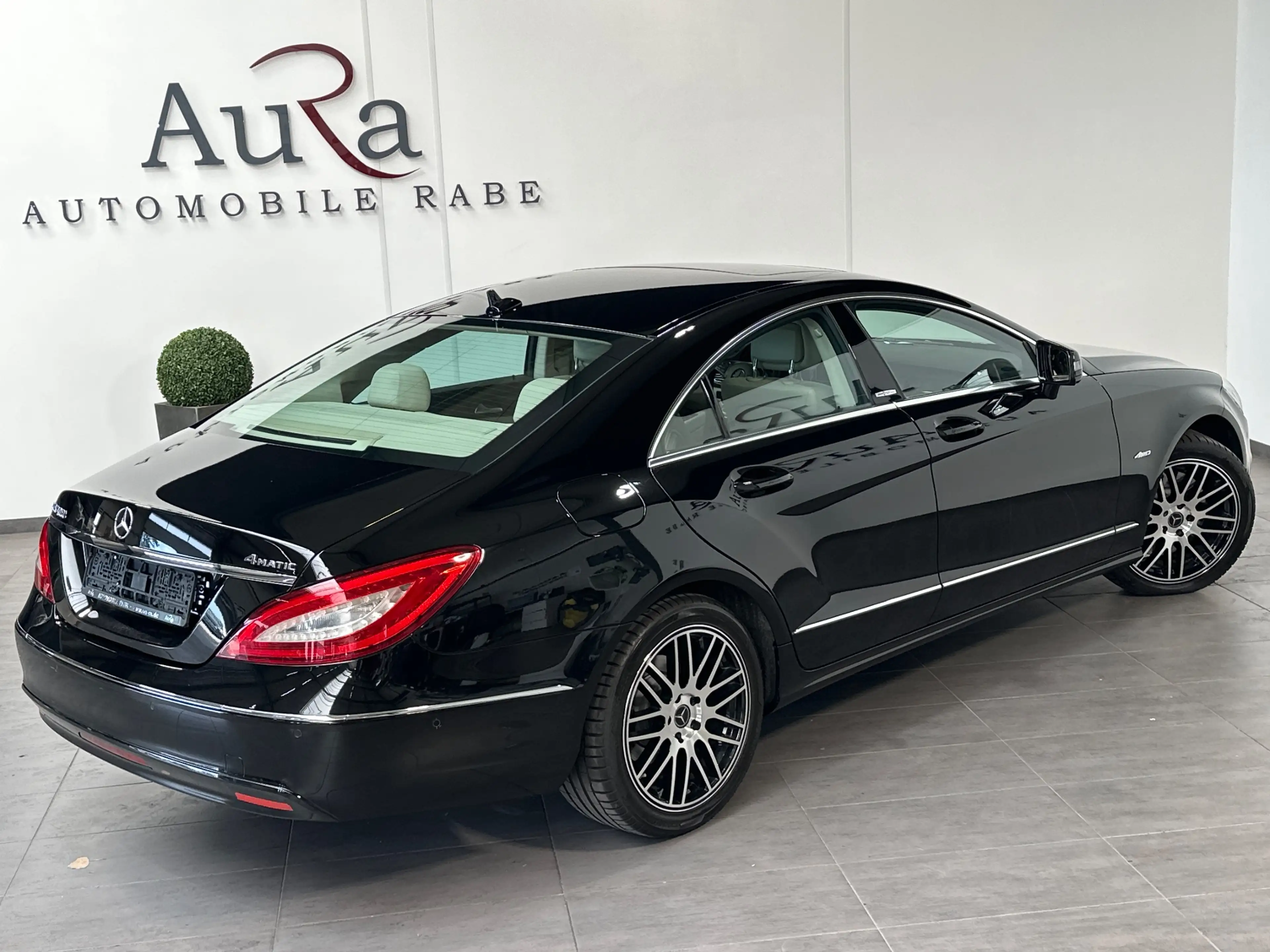 Mercedes-Benz CLS 400 4MATIC NAV+LED+SHZ+GLASDA+AIRMATIC+PP+18Zo — photo 5