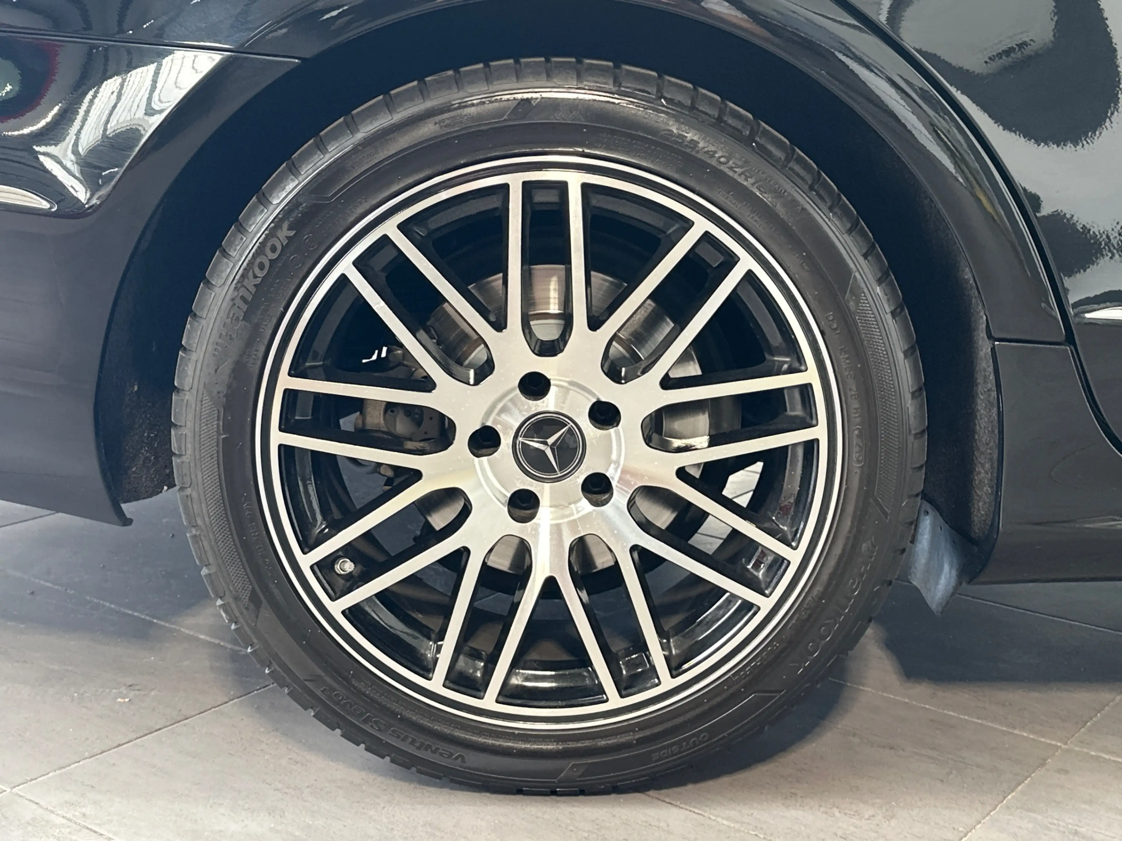 Mercedes-Benz CLS 400 4MATIC NAV+LED+SHZ+GLASDA+AIRMATIC+PP+18Zo — photo 3